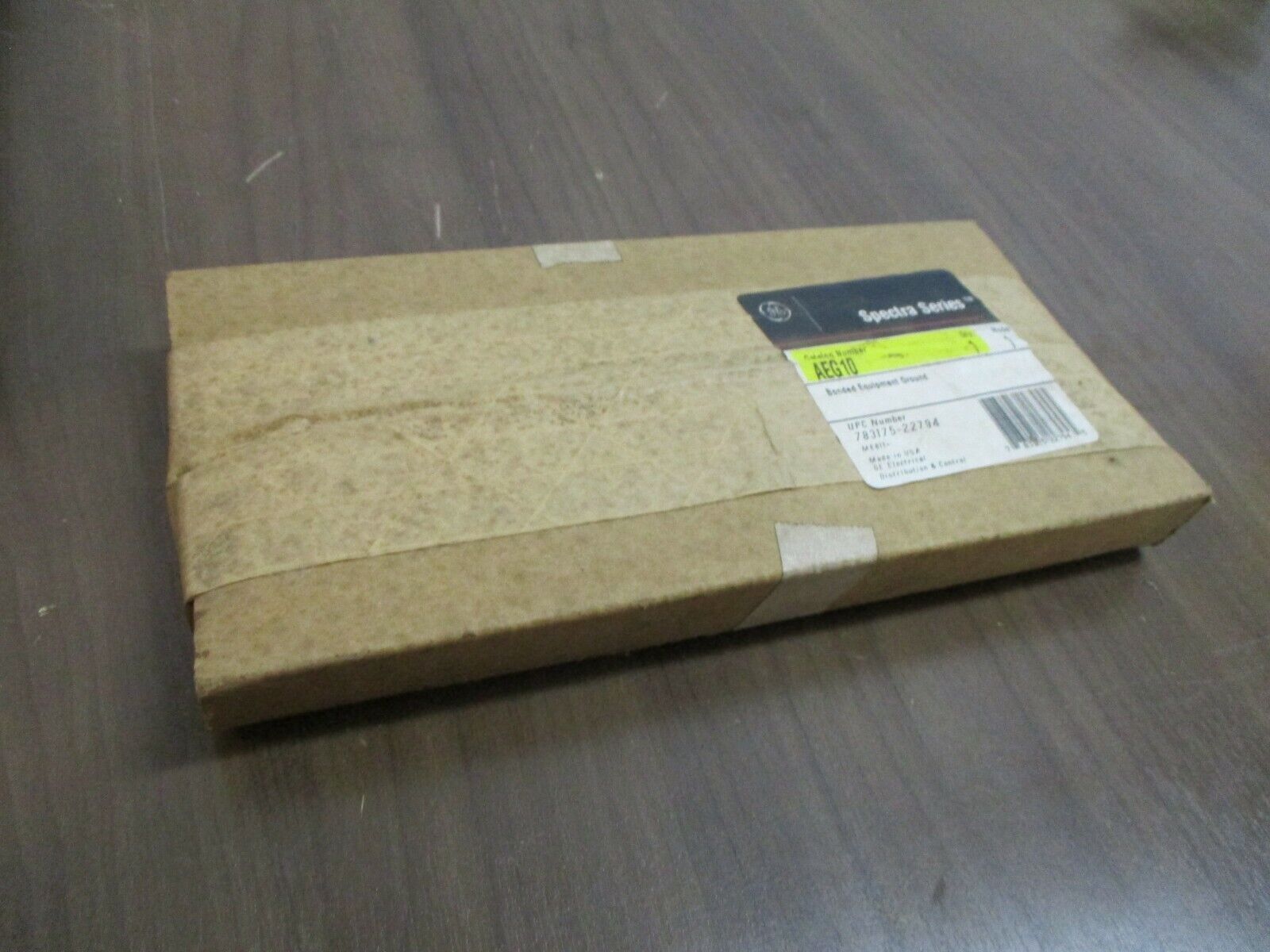 GE Spectra Series Bonded Equipment Ground, AEG10 New Surplus