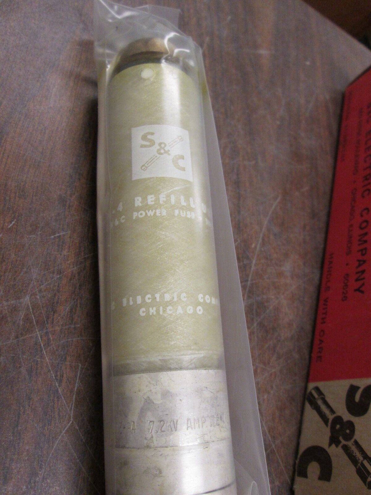 S&C SM-4 Power Fuse Refill Unit 121015-R4 7.2KV 10A New Surplus