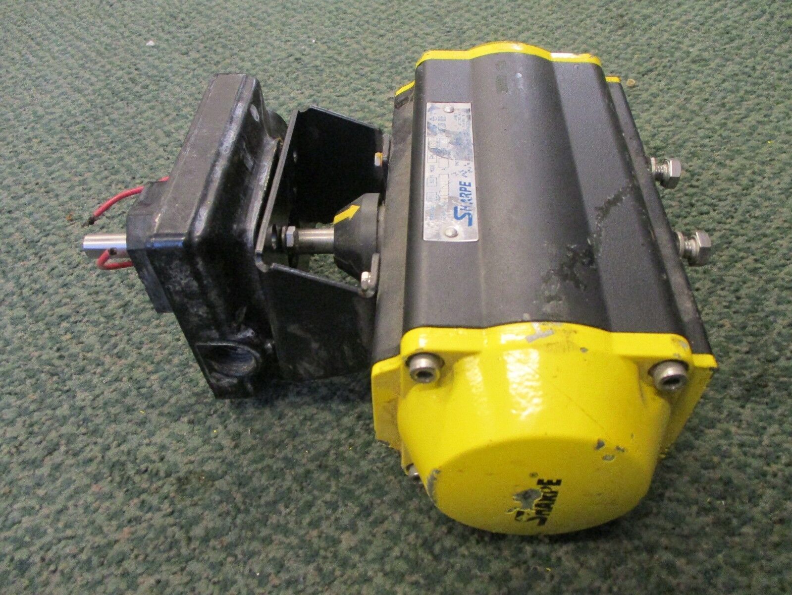 Sharpe Actuator PNII085 145 PSI Used