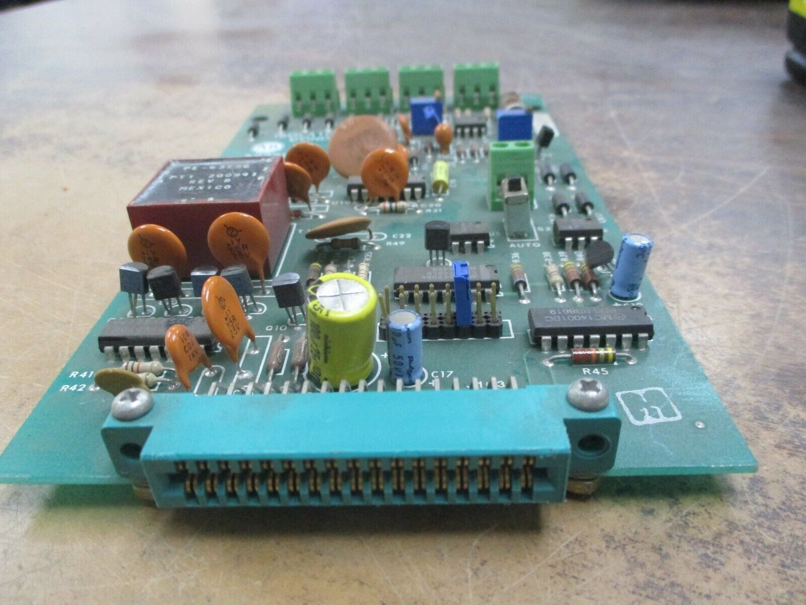 Allen-Bradley Isolated Signal Conditioner Board 50369 Rev. F Used