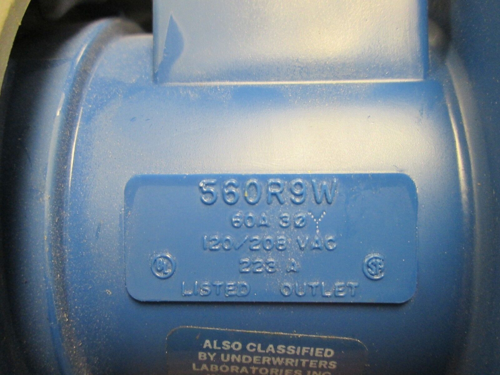 Hubbell Receptacle 560R9W 60A 120/208VAC 3P 5W New Surplus