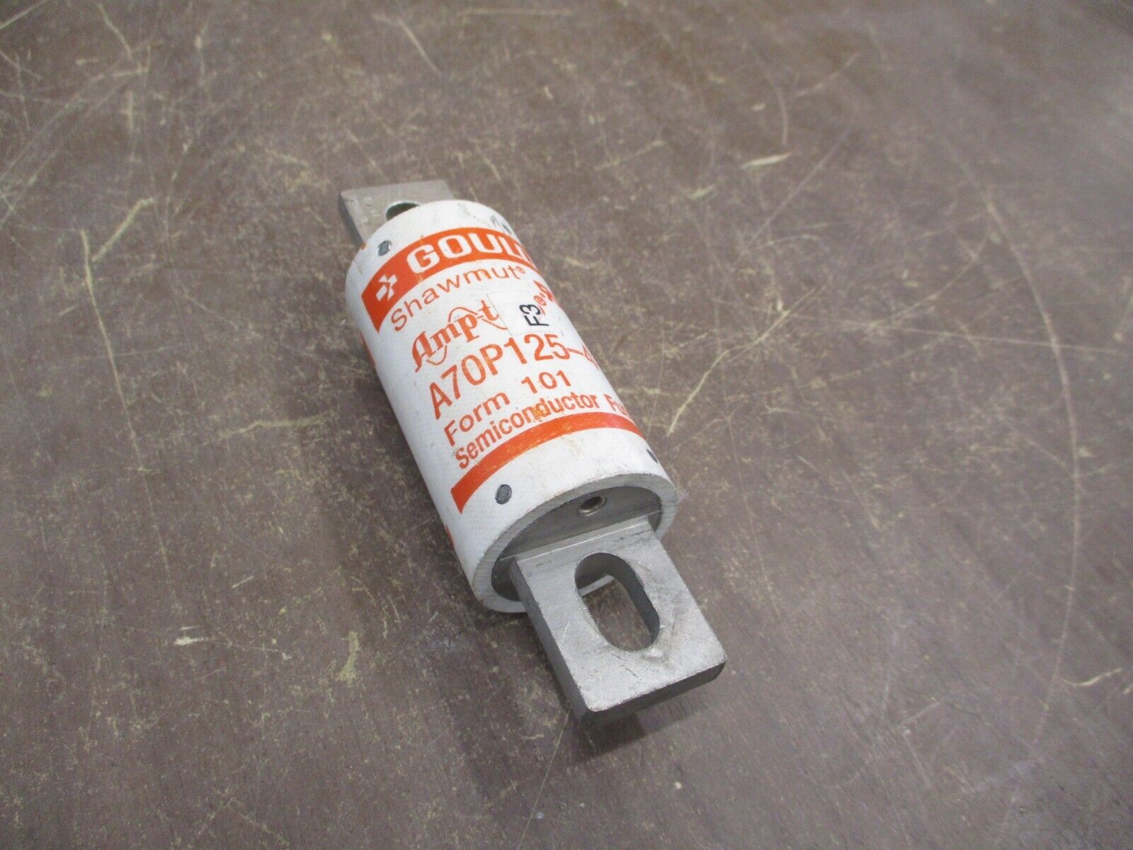 Gould Shawmut Amp-Trap Fuse A70P125-4 125A 700V Used