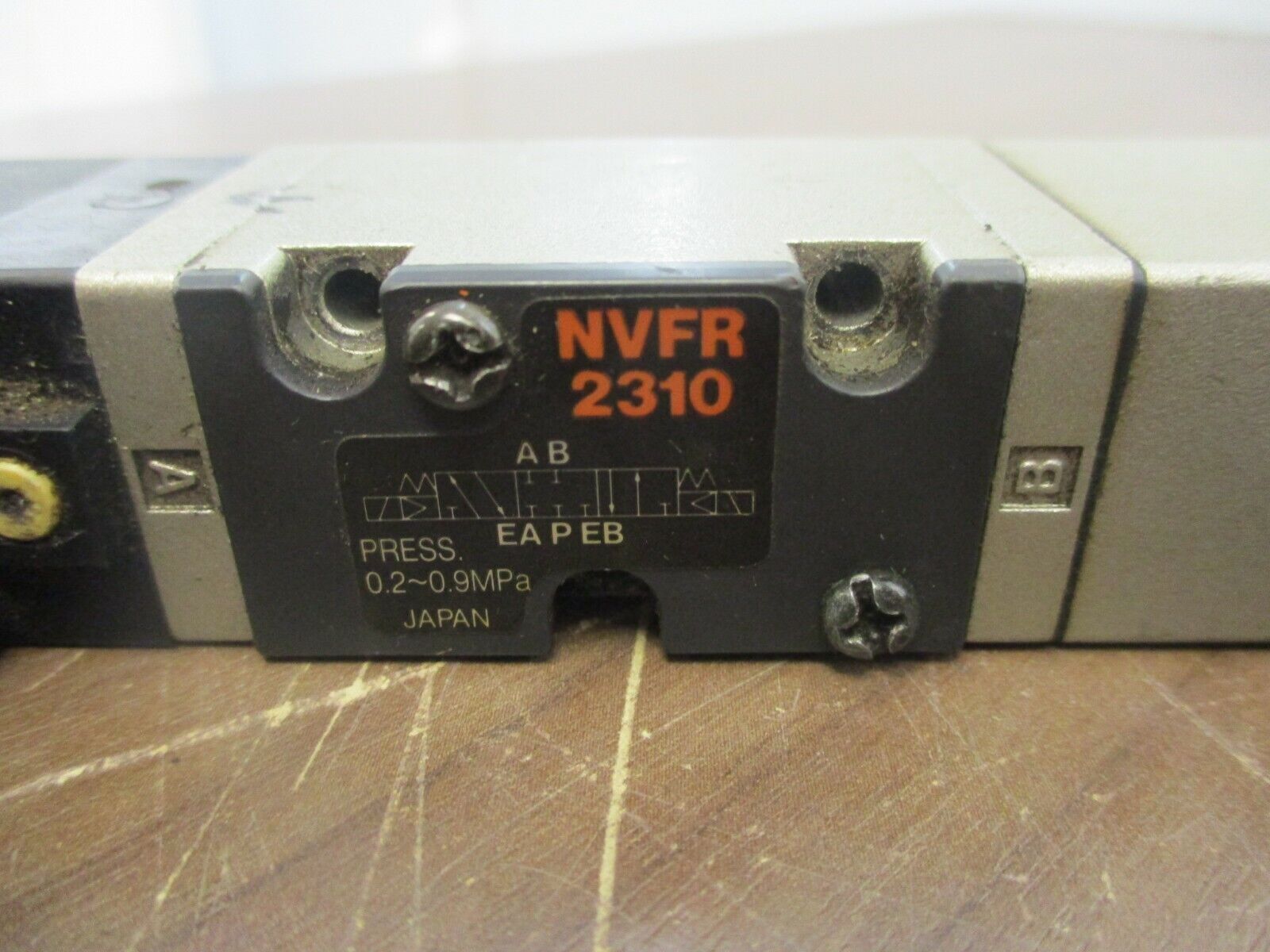 SMC Pilot Solenoid Valve NVFR 2310 0.2-0.9MPa Closed Center 3-Position Used