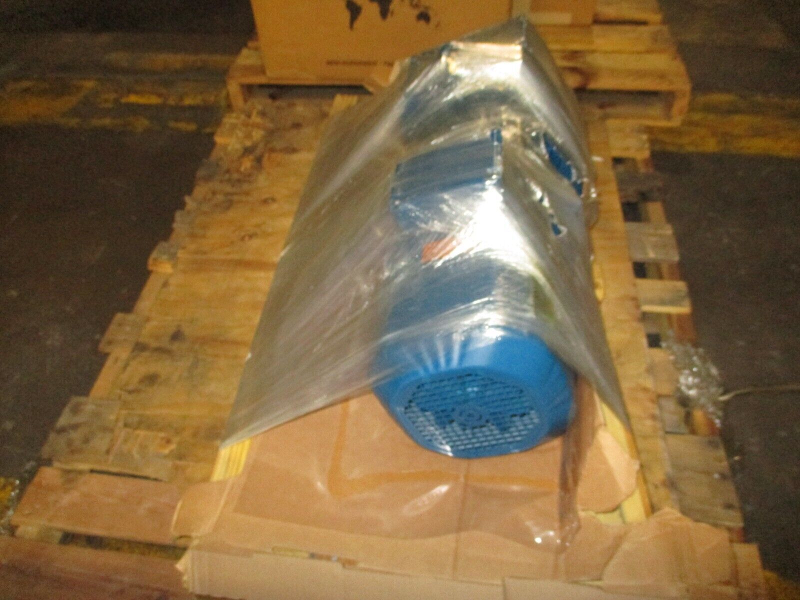 SEW-EURODRIVE Gearmotor R87 DRN132S4/BE11HR 7.5HP 230/460V 18.40/9.20A 60Hz 3Ph