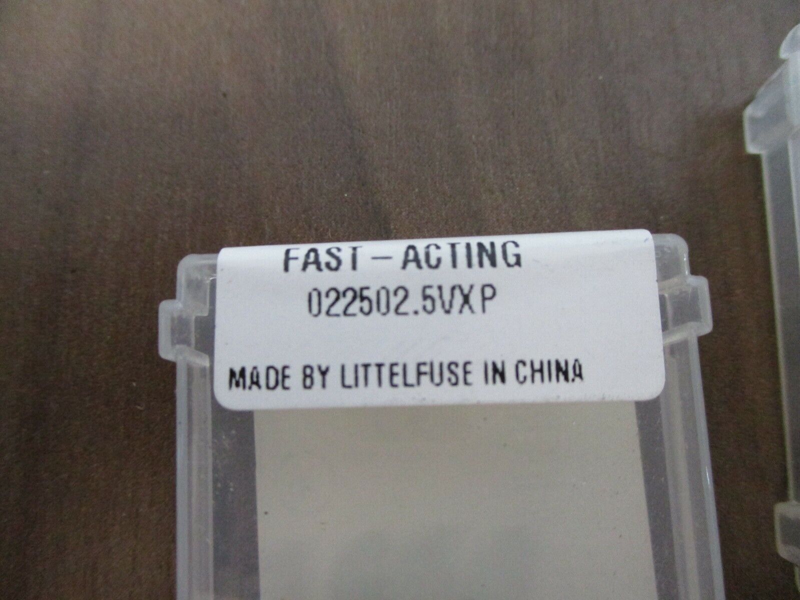 Littelfuse Fuse 022502.5VXP 2-1/2A 250VAC *Lot of 15* New Surplus