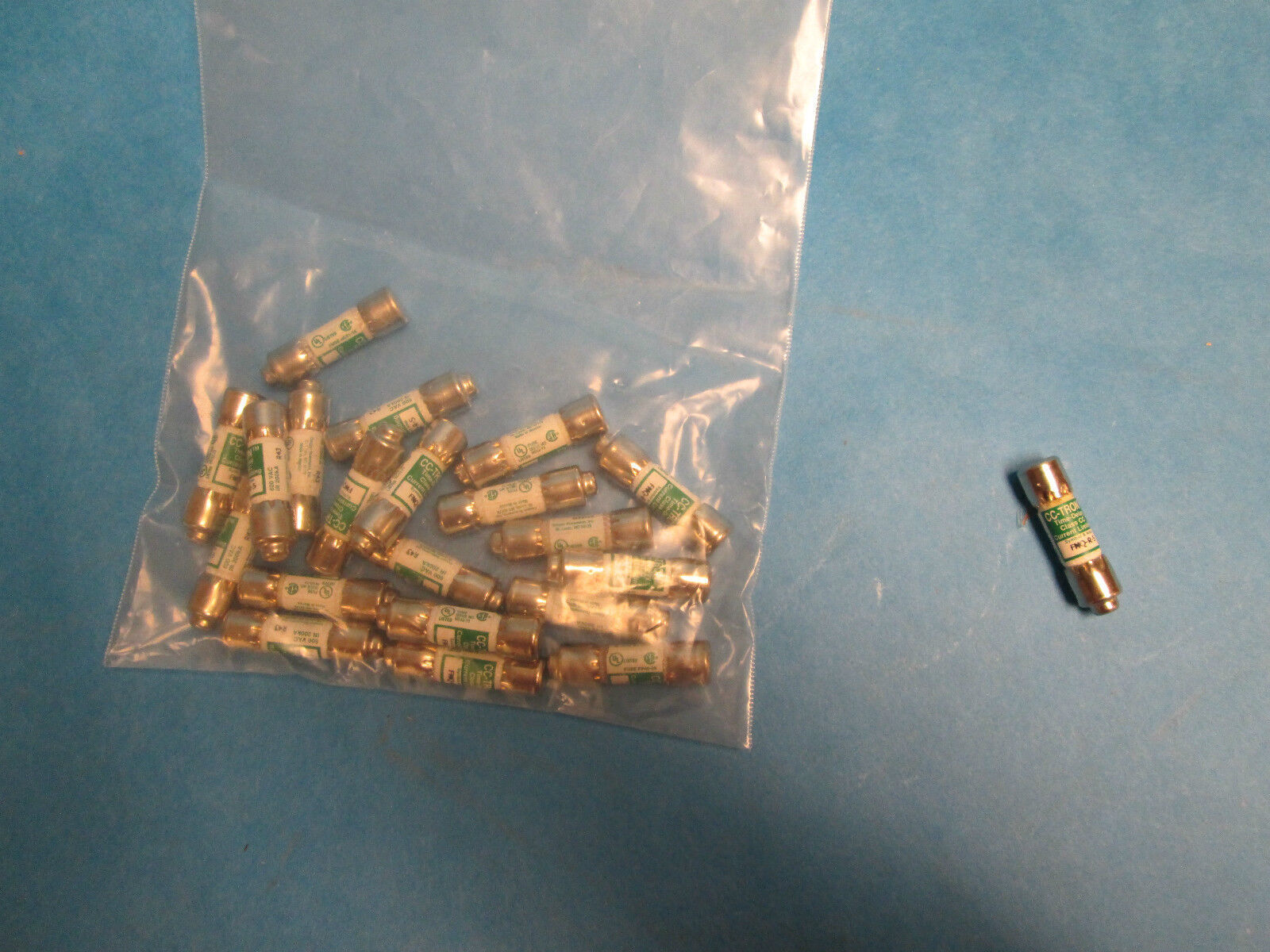 CC-Tron Fuse FNQ-R-5 600VAC 5A *Lot of 20* Used