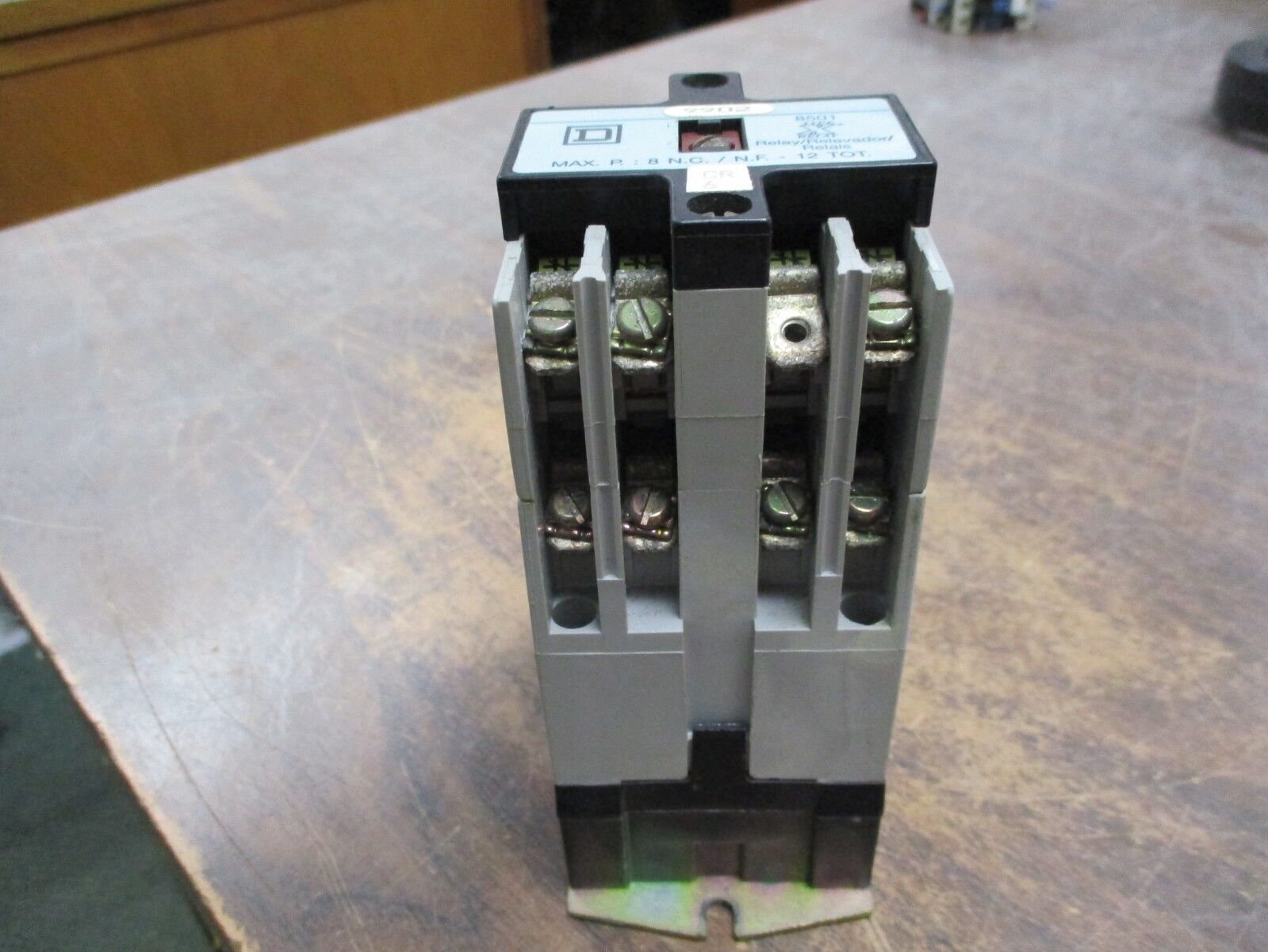 Square D Control Relay X0 80 9902 120V Coil 20A 600V Used
