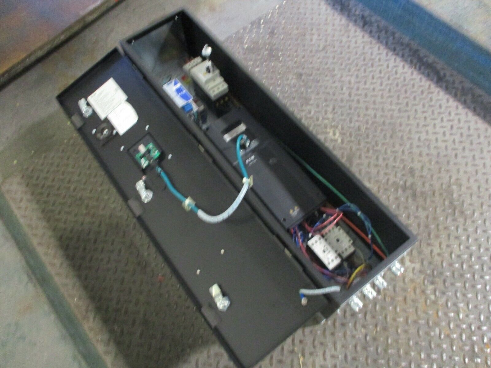 Eaton H-Max Series AC Drive w/ Intellipass Bypass HMX01434NA 10HP 3Ph Used