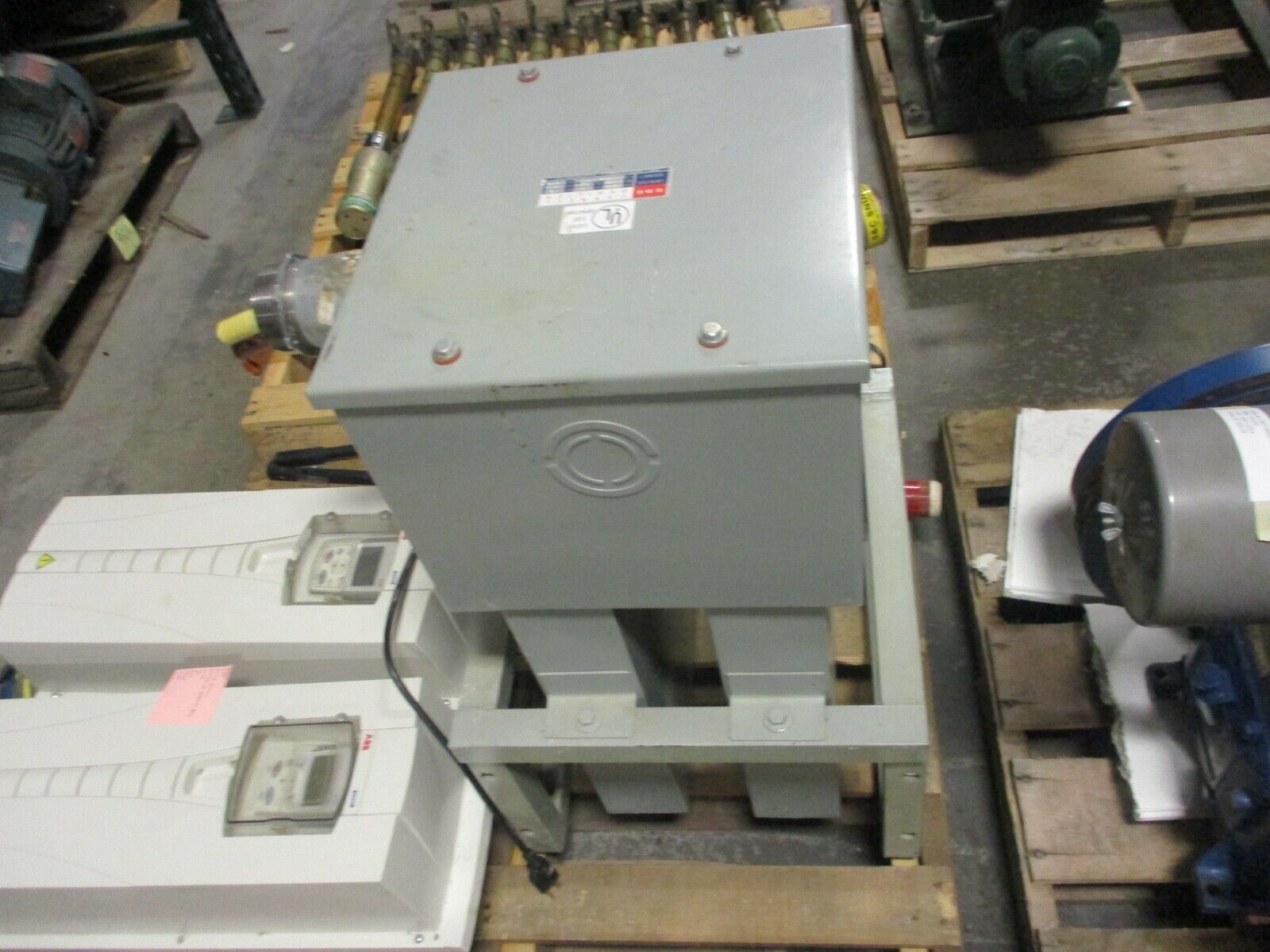 CDE Capacitor Assembly ICS2150F33L 150KVAR 480V 3Ph 60Hz Used