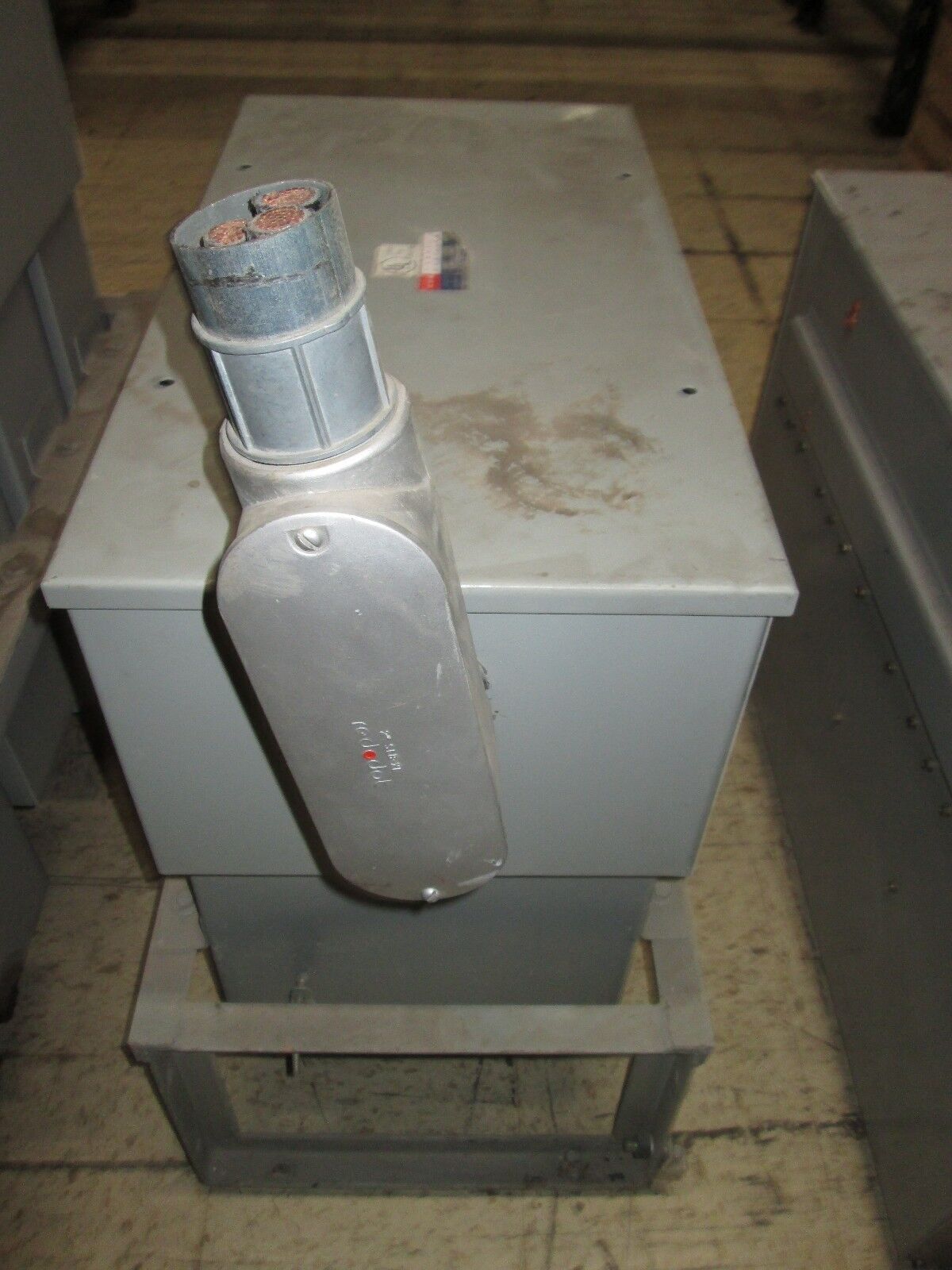 CDE / Cornell Dubilier Capacitor ICS4090D33 90KVAR 240V 3Ph Used