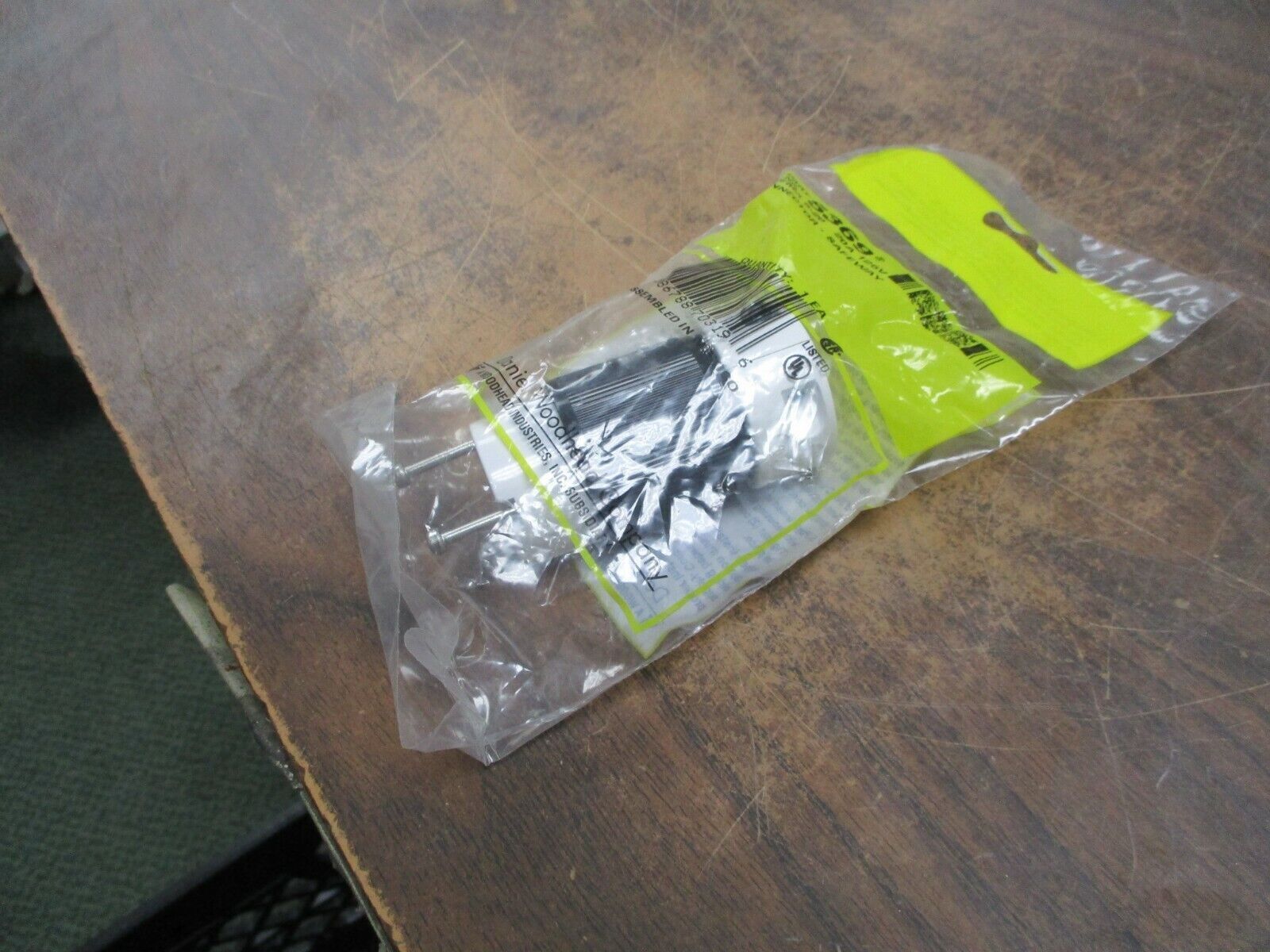 Daniel Woodhead Safeway Connector 5359 20A 125V Nema 5-20 New Surplus