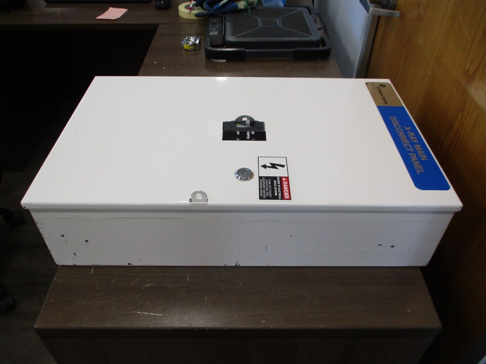 GE GE Medical Systems X-Ray Main Disconnect Panel R4502JB 80A 480V 3Ph Input