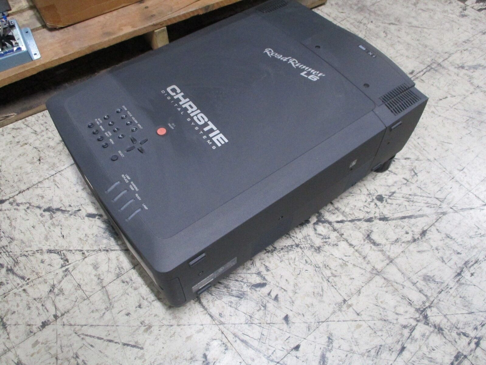 Christie Road Runner L6 LCD Projector 38-RS1001-02 1Ph 120/240V Used