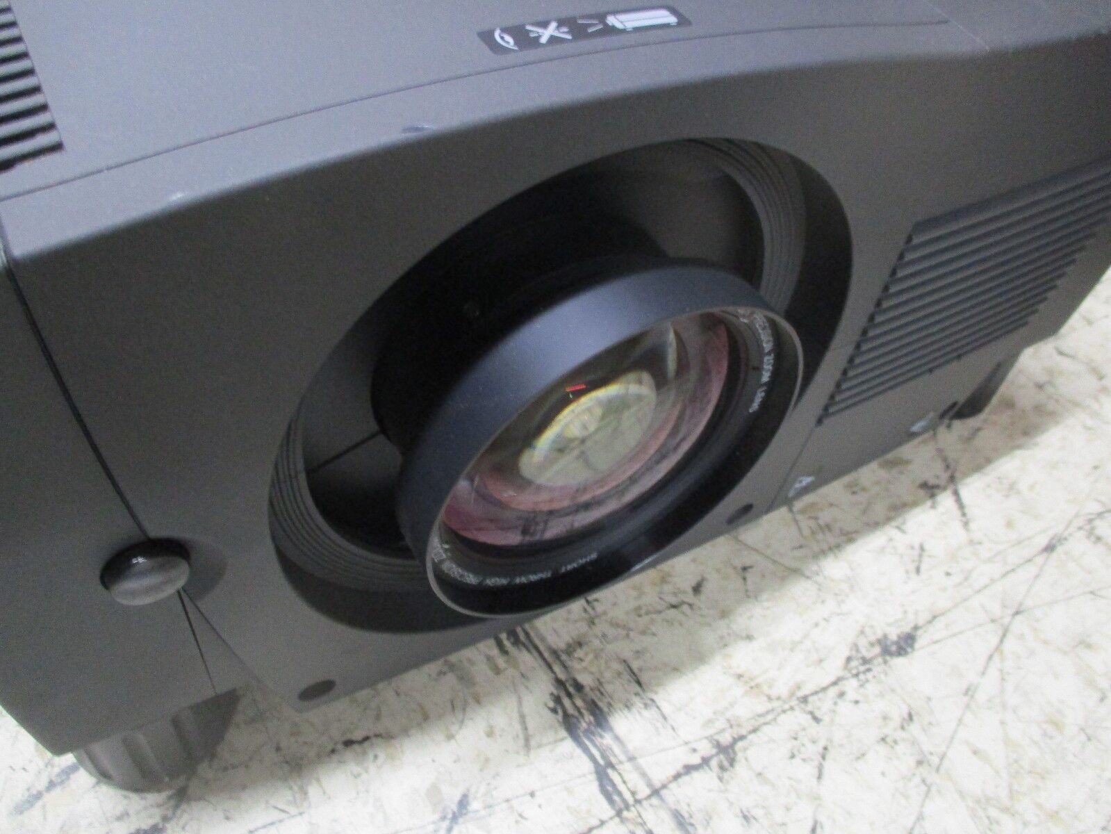 Christie Road Runner L6 LCD Projector 38-RS1001-02 1Ph 120/240V Used