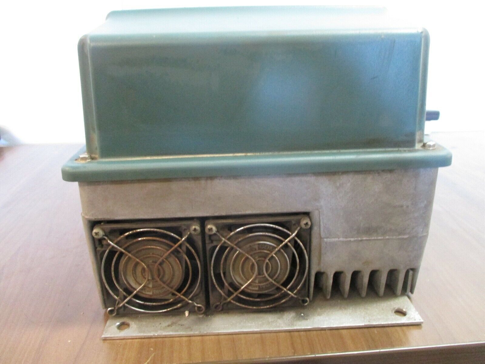 Reliance VTAC 7 GV3000 / SE AC Drive 25G4260 25HP 3Ph Type 12 Enclosure Used