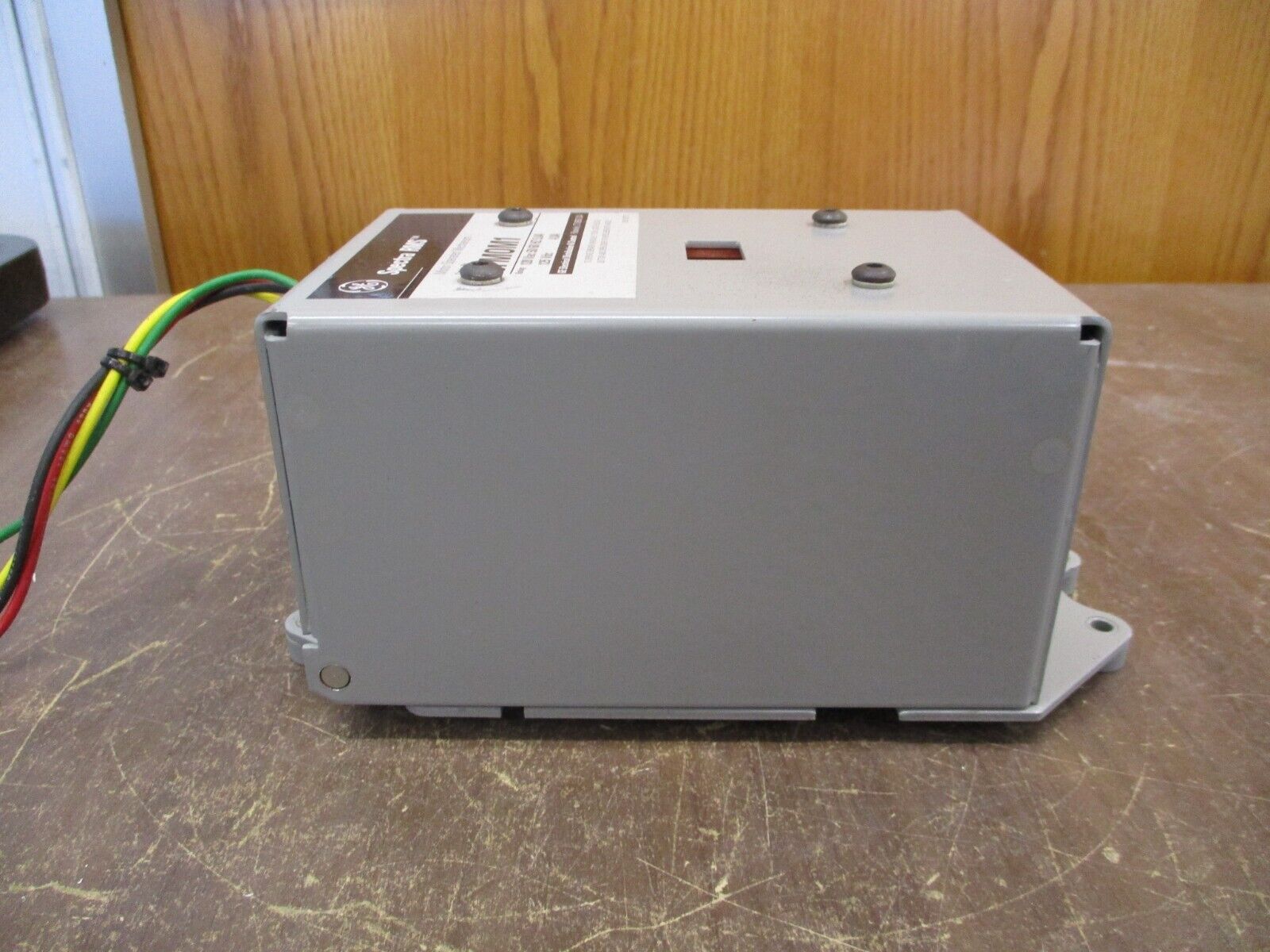 GE Spectra RMS Motor Operated Mechanism SFM0M1 120VAC 50/60Hz 5.0A 125VDC 4.0A