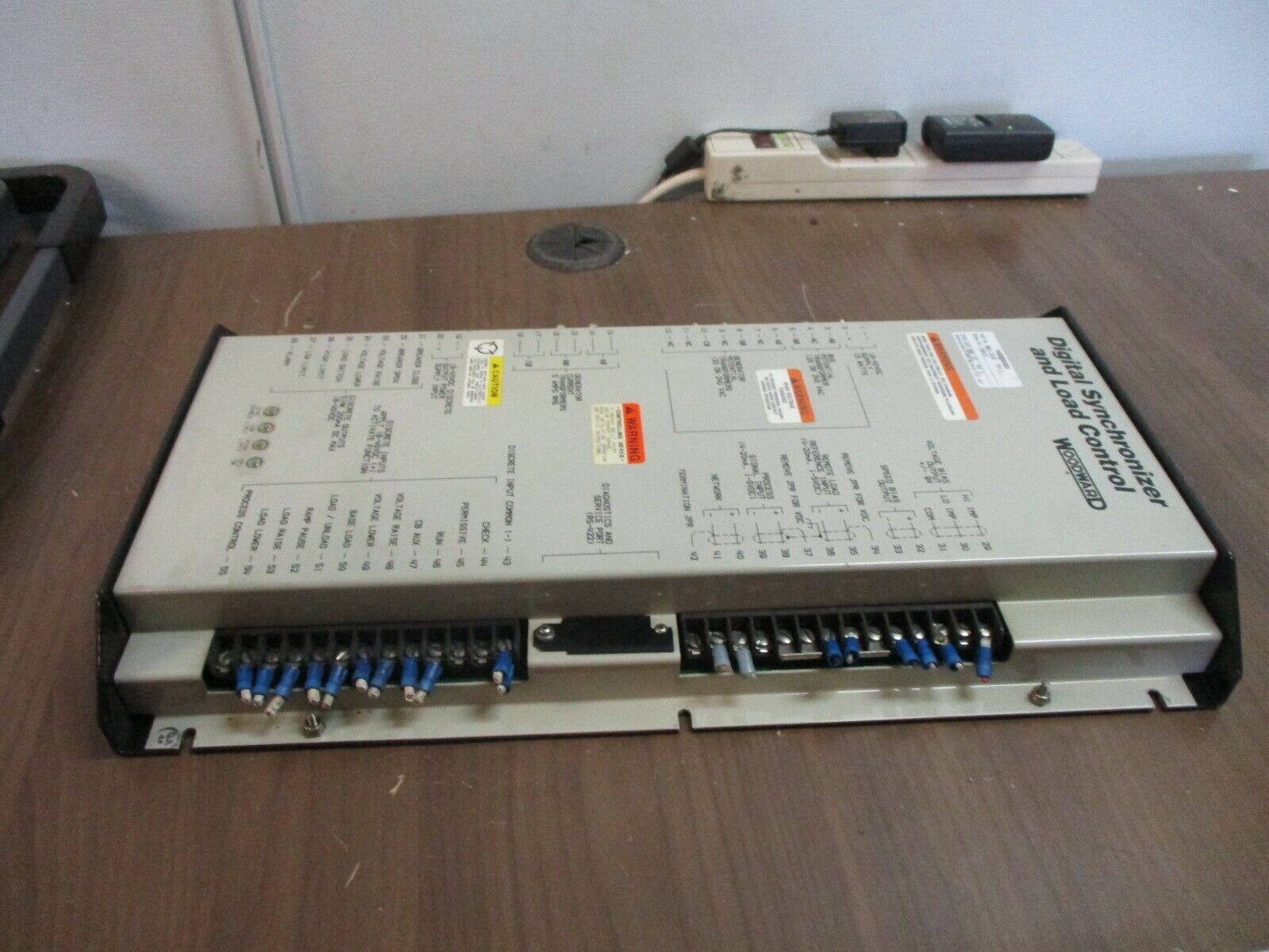 Woodward Digital Synchronizer and Load Control 9905-797US Rev. A Used