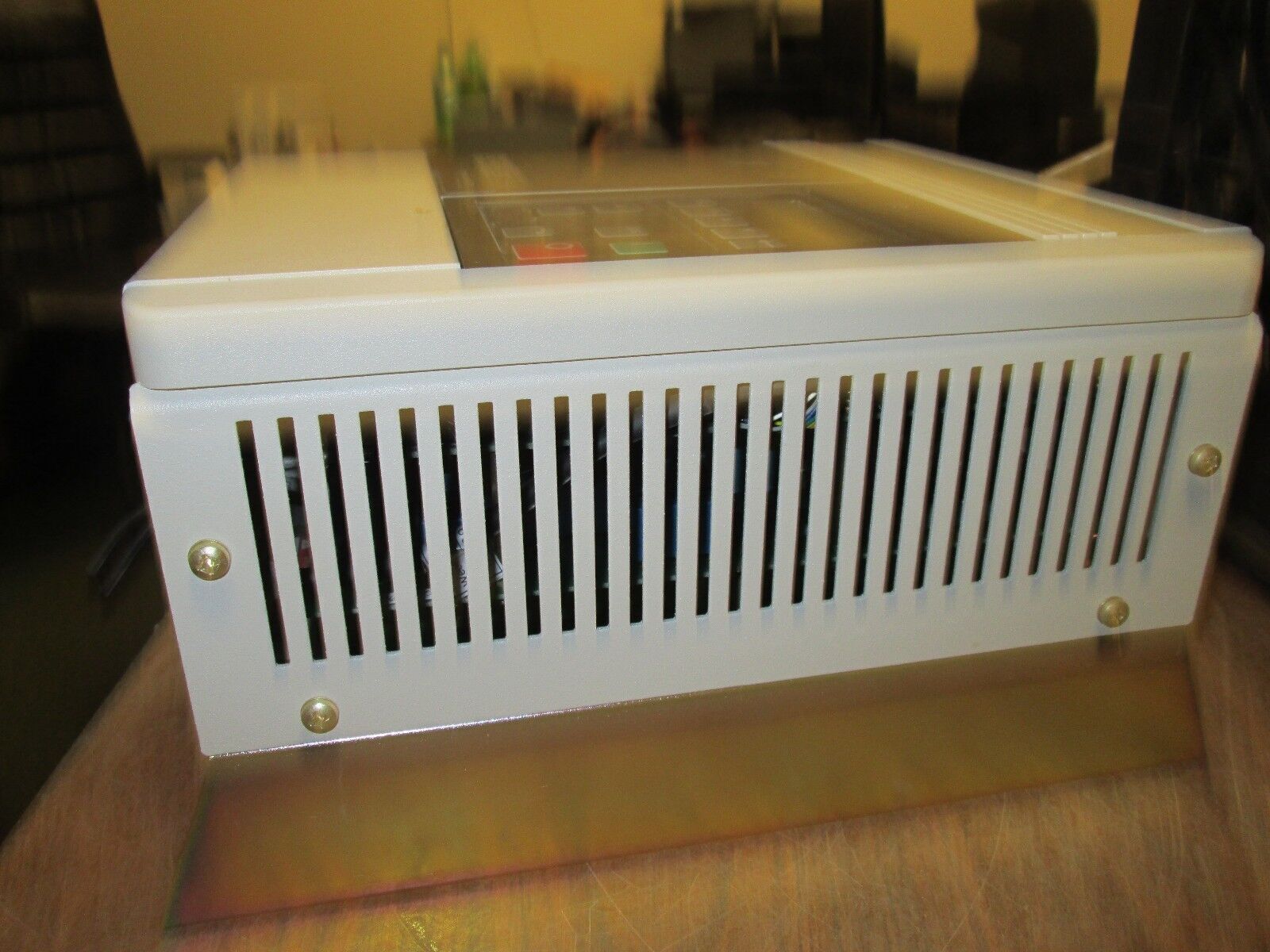 Allen-Bradley 1336 Plus AC Drive w/ L6 Board 1336S-BRF15-AE-DE4 1.5HP Used