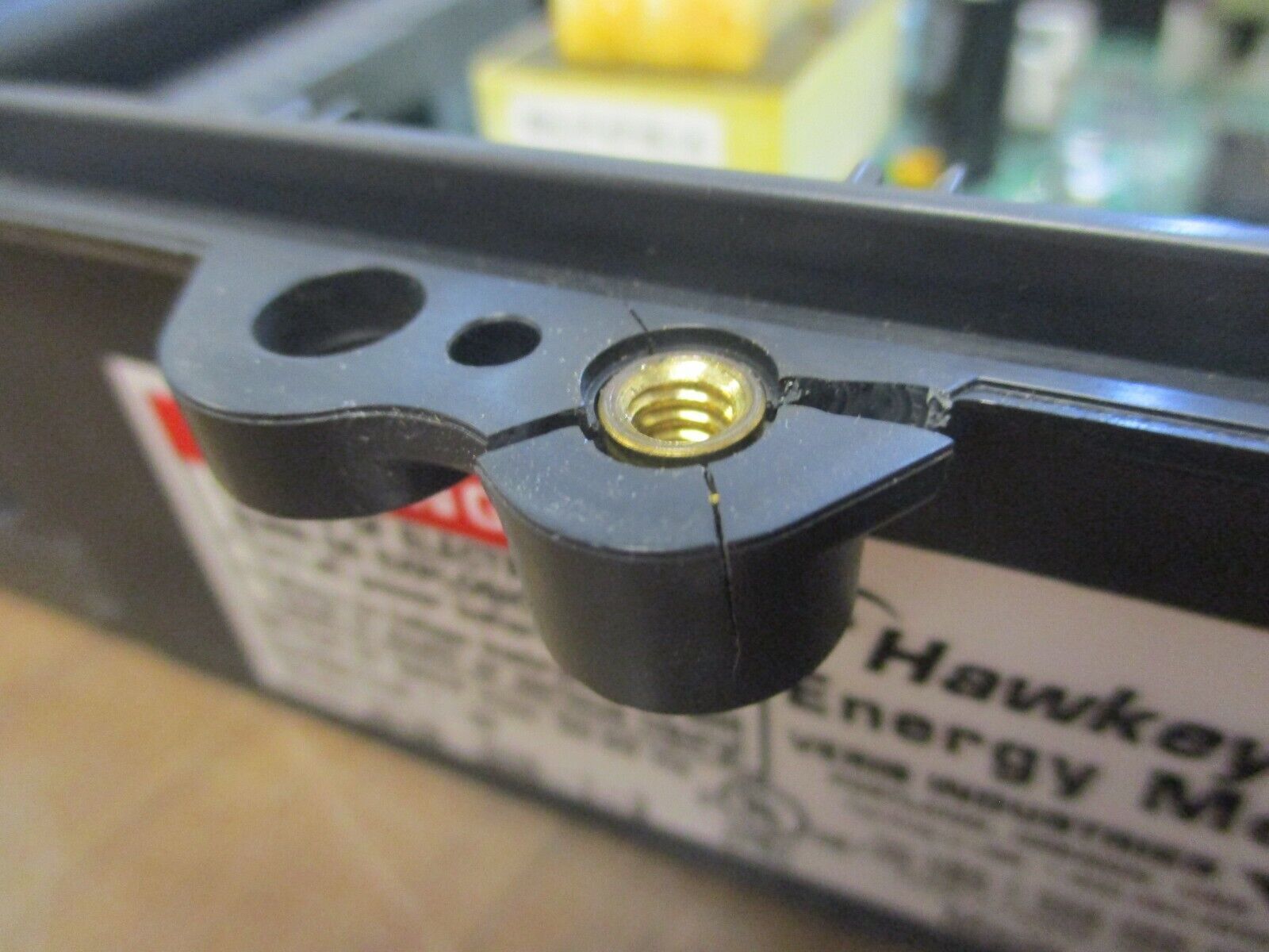 Veris Hawkeye 8100 Energy Meter H8150-0200-1-3 120/208Y/240V 1-3Ph 50VA 50-60Hz