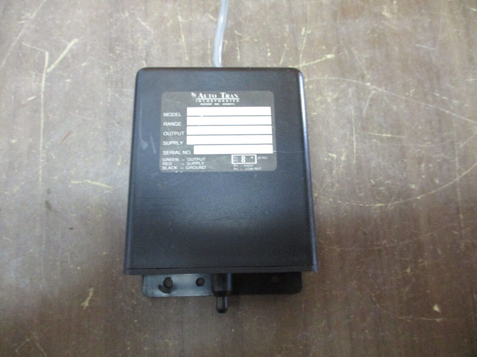 Auto Tran Pressure Transducer 700D(-.25/+.25")24V4 Range: -/+ 0.25"WC Used