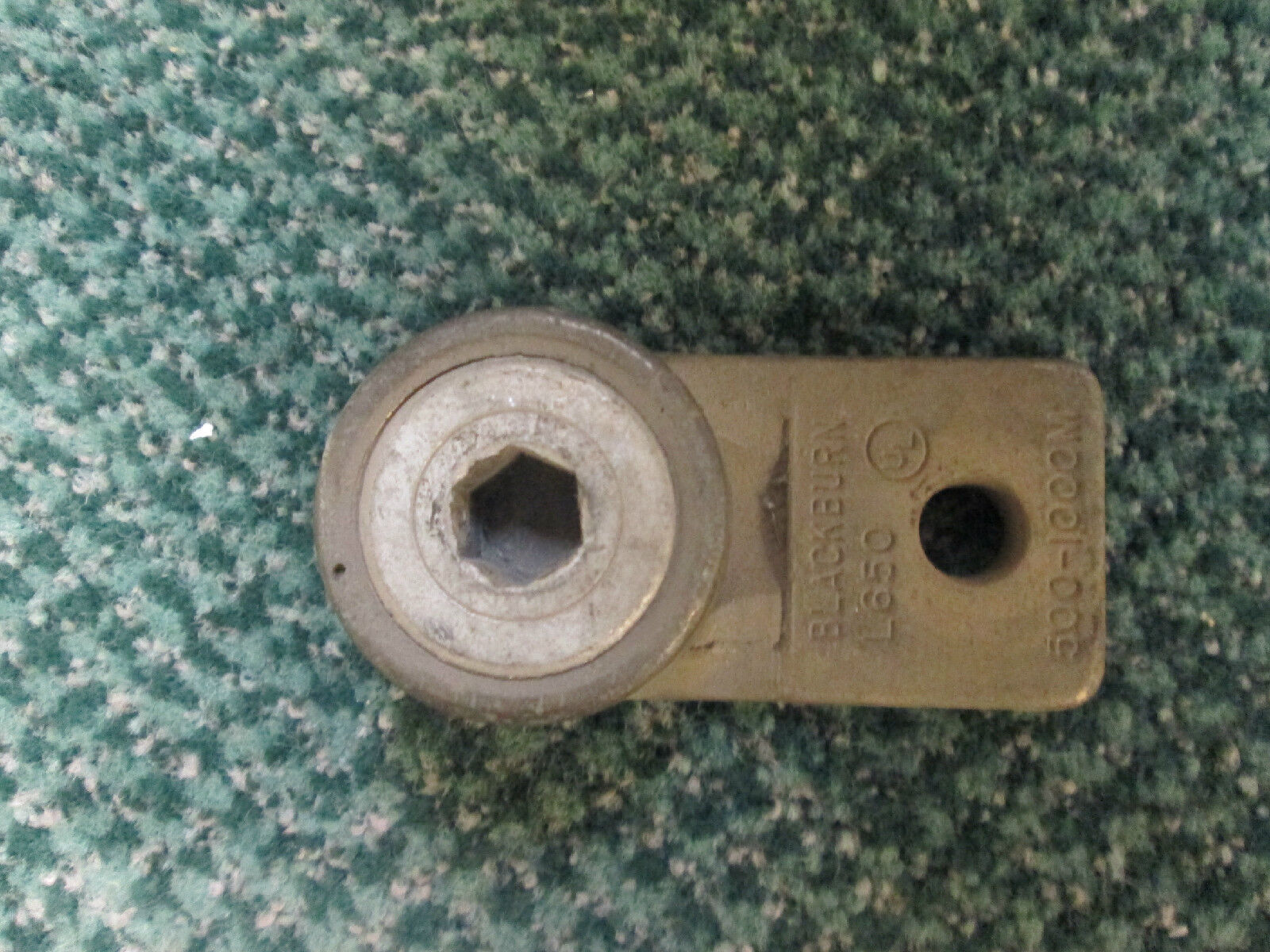 Solid Copper Screw Lug, L650, 500-1000M, New Surplus!