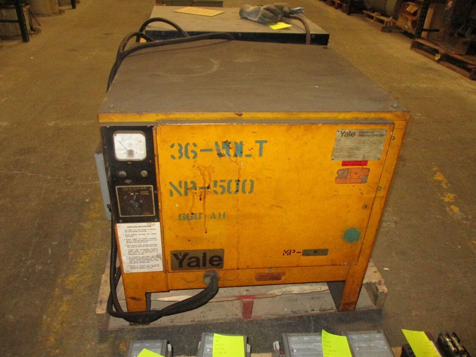 Yale Industrial Battery Charger 3YRC18-680 660AH Input: 220/440V 24/12A 60Hz 3Ph