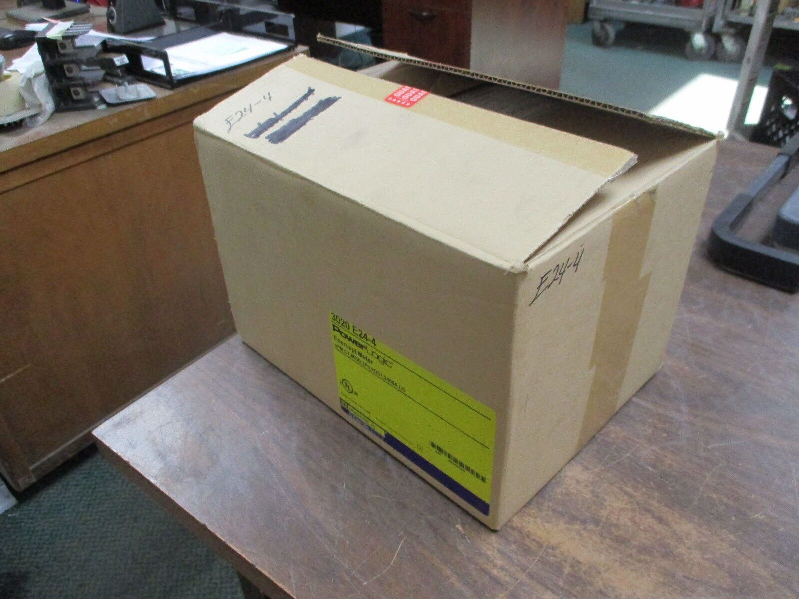 Square D PowerLogic Enercept Meter 3020 E24-4 2400A 3Ph New Surplus