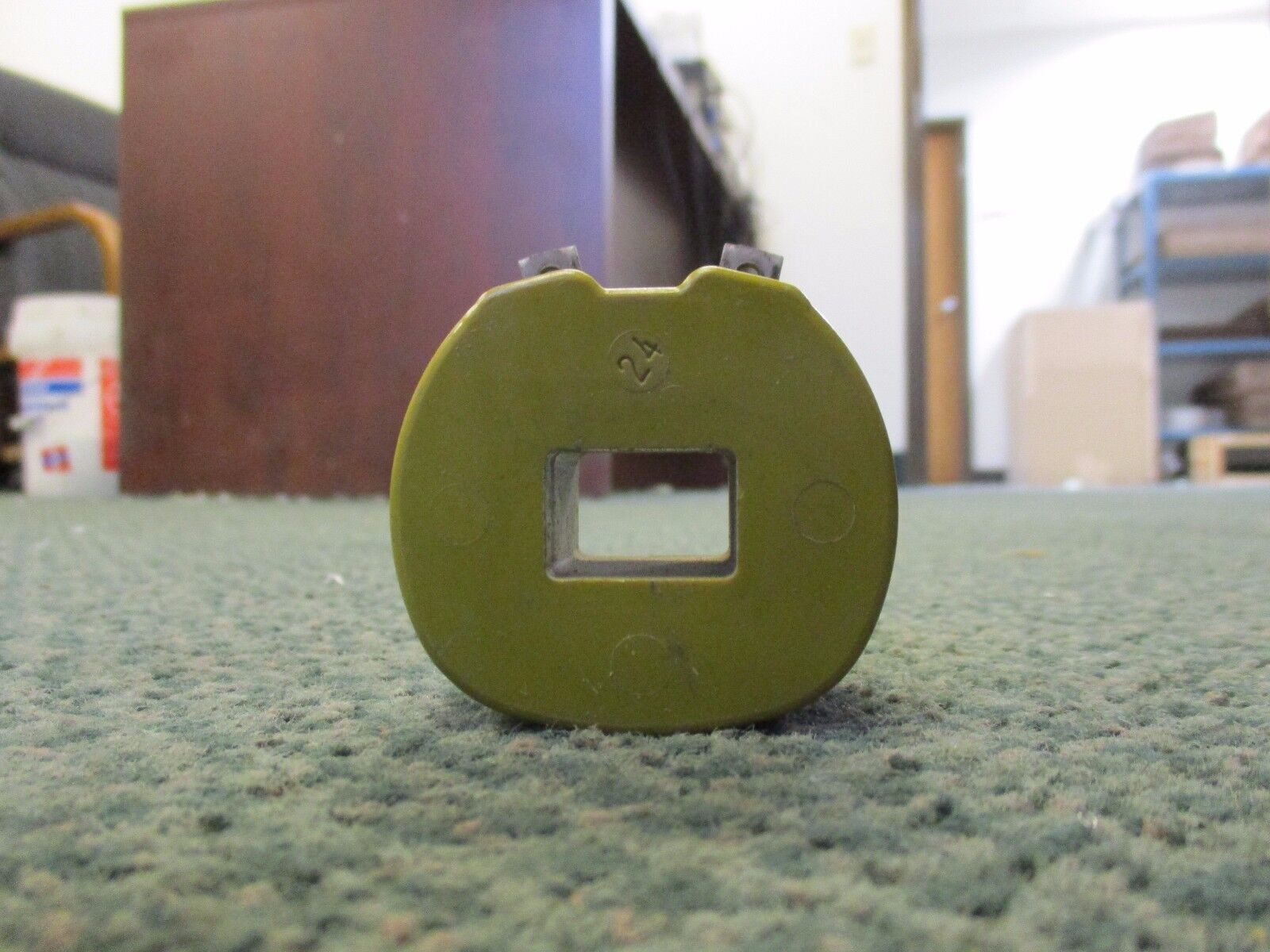 Cutler-Hammer Magnetic Coil 1318-3 440V 60Hz Missing Terminal Screws Used