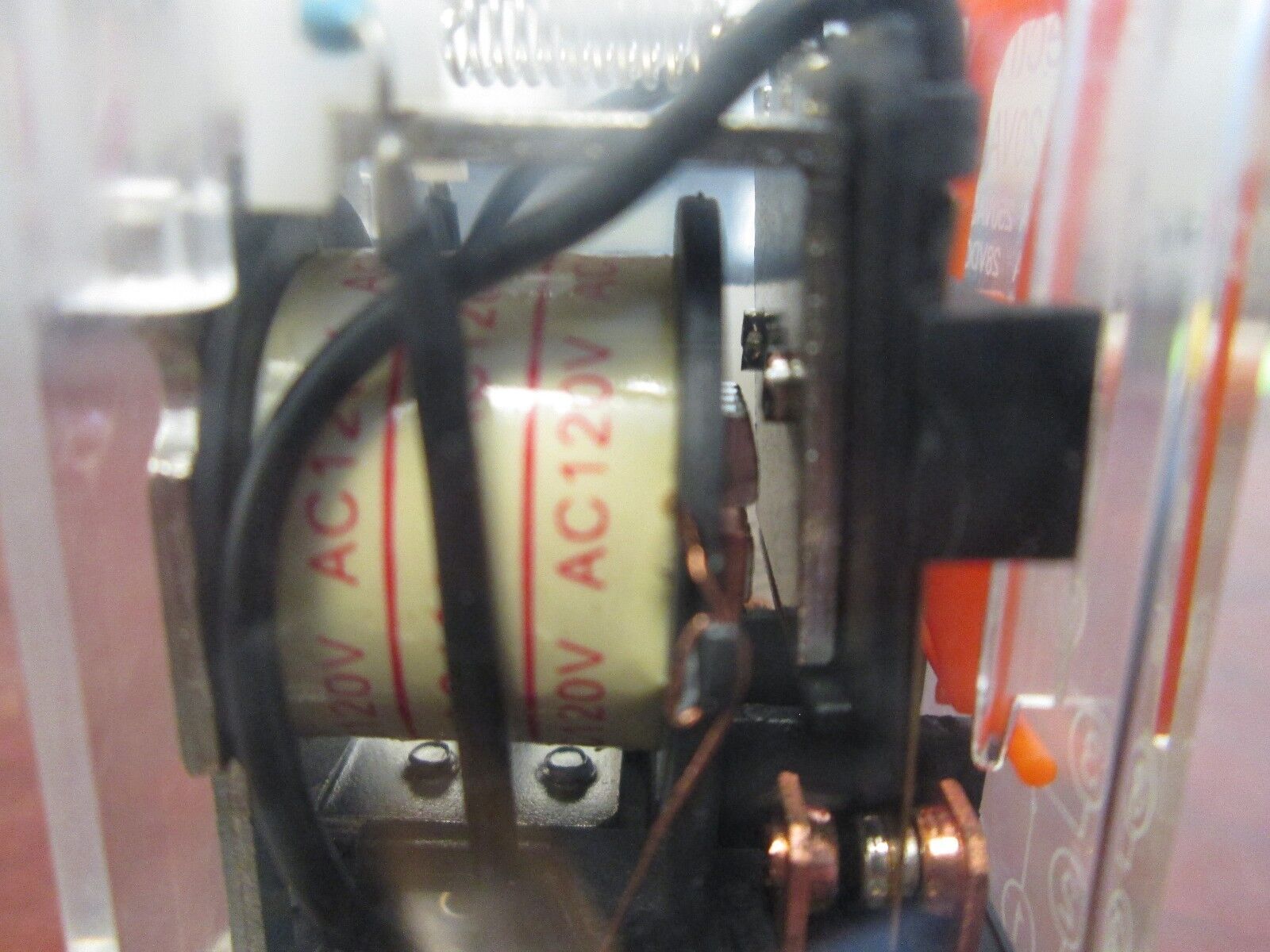 Line Electric Relay MKHL2C 120VAC w/ Base Used
