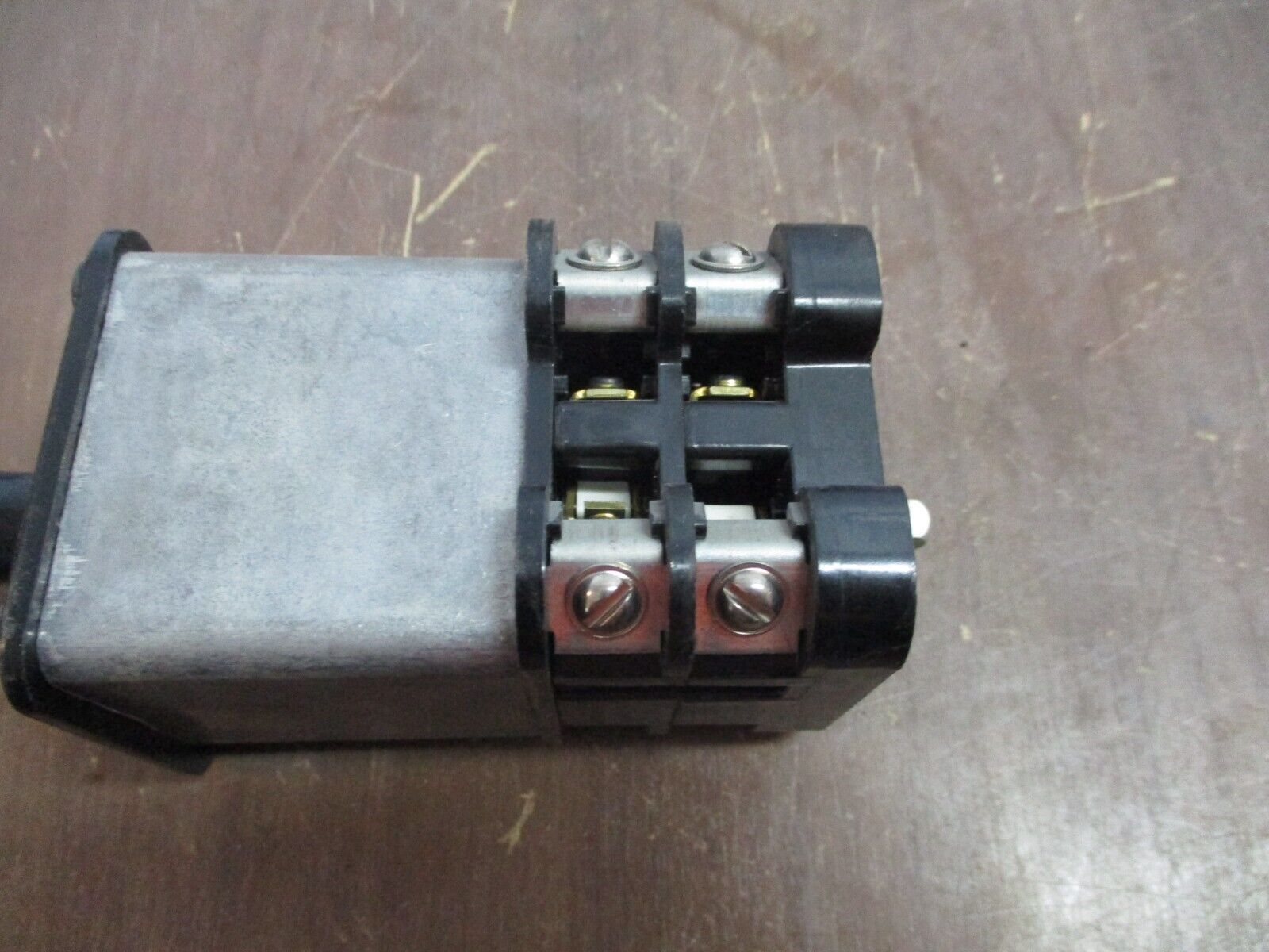 GE Type SBM Rotary Switch B3A64T1S2V1 Open / Close Used