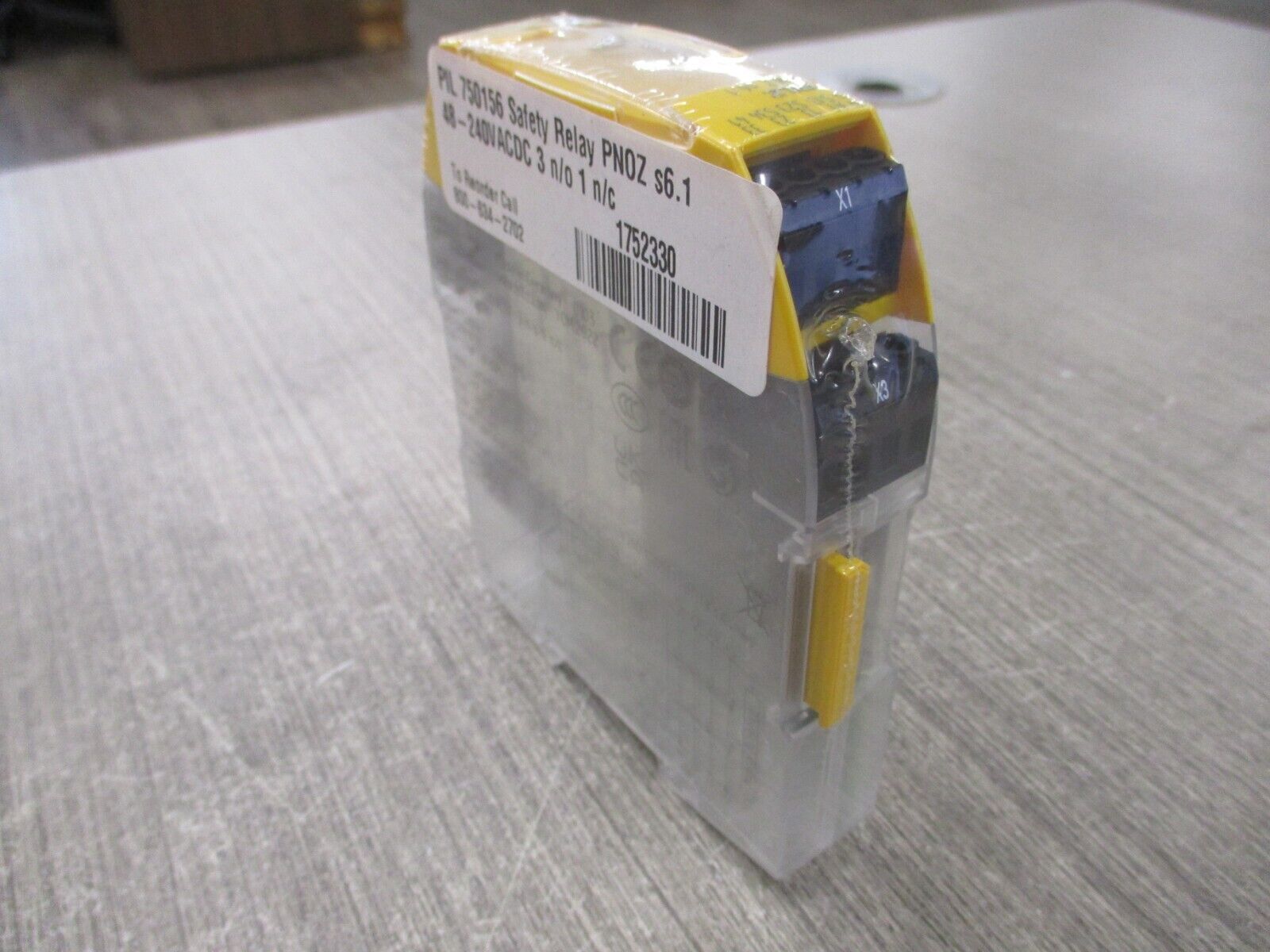 Pilz Safety Relay 750156 PNOZ s6.1 48 -240V AC/DC 3n/o 1 n/c New Surplus