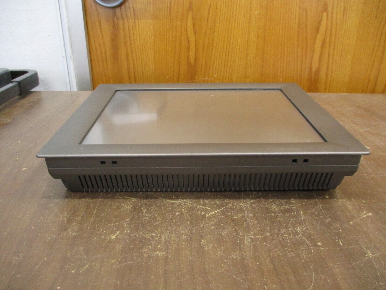 Advantech Touchscreen Panel PC TPC-1261H-A1BE Used