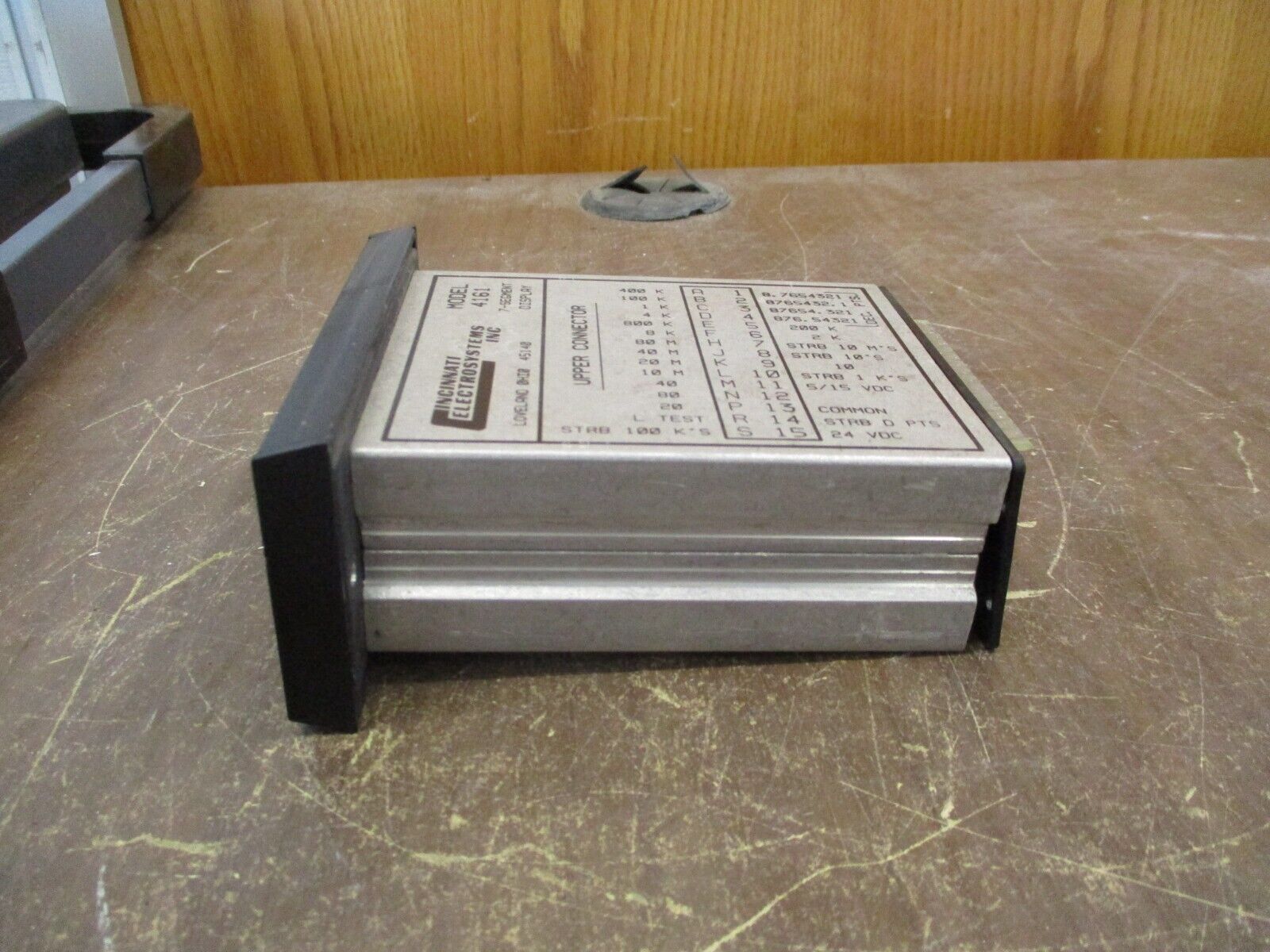 Cincinnati Electrosystems 7-Segment Display 4161-8-24 Used