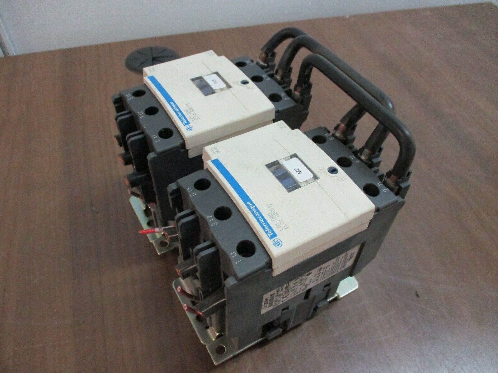 Telemecanique Reversing Contactor, LC1 D8011, 120V Coil, 110A Used