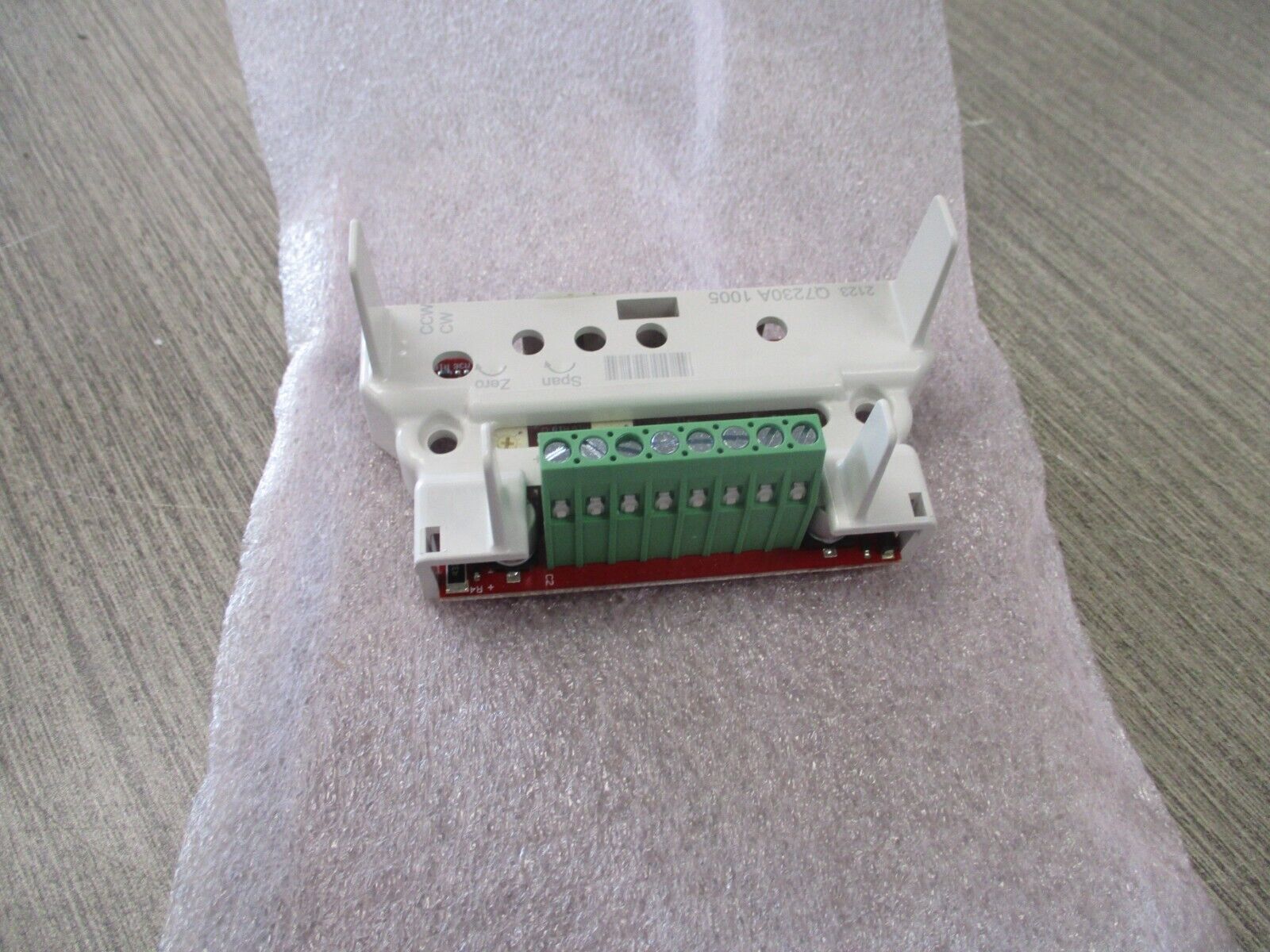 Honeywell Interface Module Q723OA 1005 2-10 VDC 4-20MA New Surplus