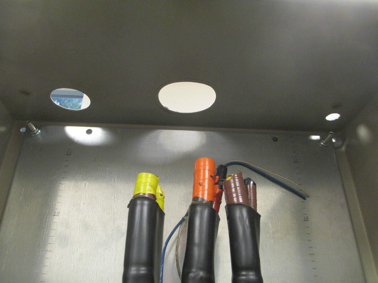 Siemens Sirius Contact, 3RT1075-6 ...6, 400A 600V, 48"x24"x12" Nema 4 Enclosure