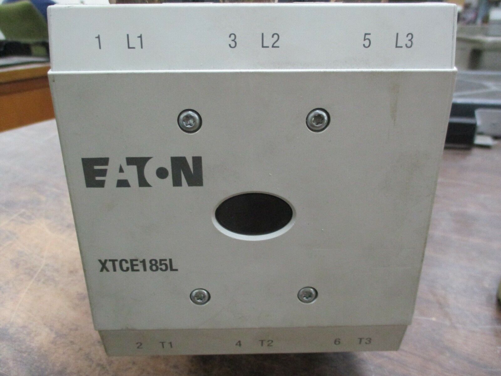 Eaton Contactor XTCE185L 24-48V DC Coil 225A 600V Used