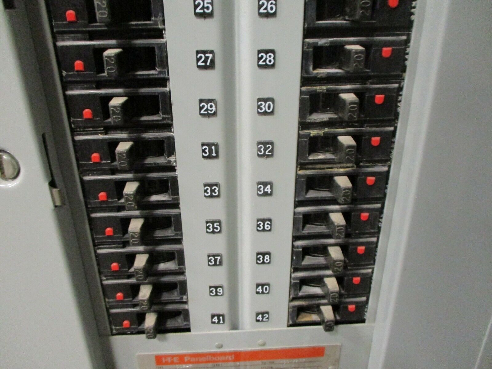 ITE Main Lug Breaker Panel CDP-7 225A Max 480Y/277 3Ph 4W Used