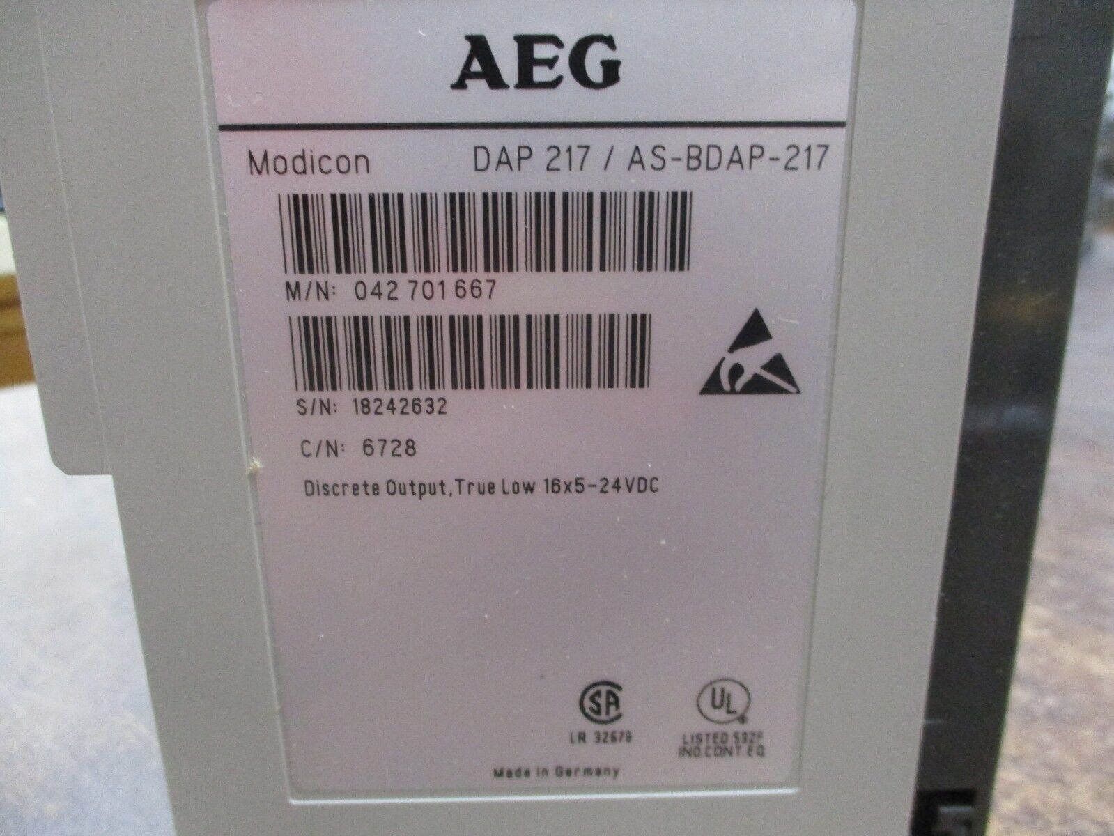 AEG Modicon Discrete Output Module DAP 217/AS-BDAP-217 16x5-24VDC True Low Used