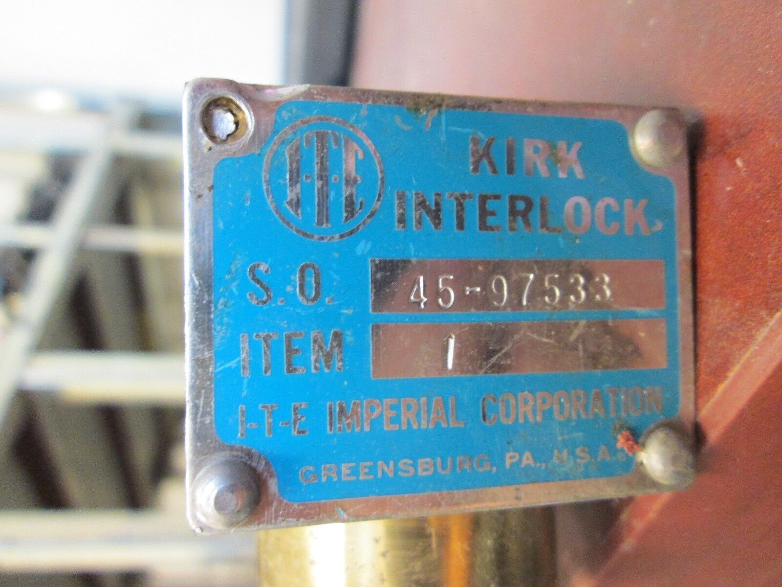 Kirk Interlock 45-97533 Stab Length: 1-1/2" to 2-1/4" Used
