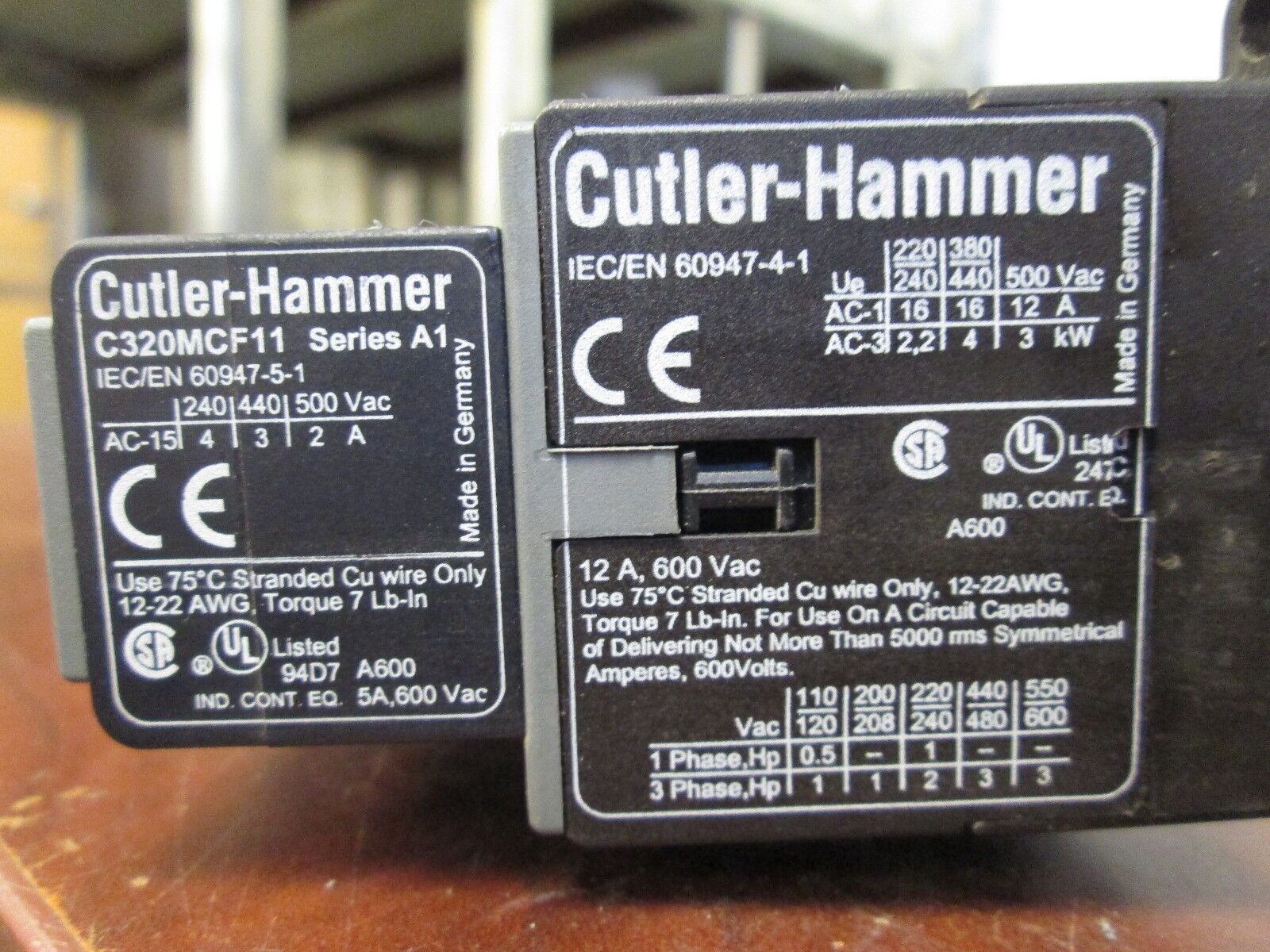 Cutler-Hammer Reversing Contactor 60947-4-1 C320MCF11 110-127V Coil 40-450Hz