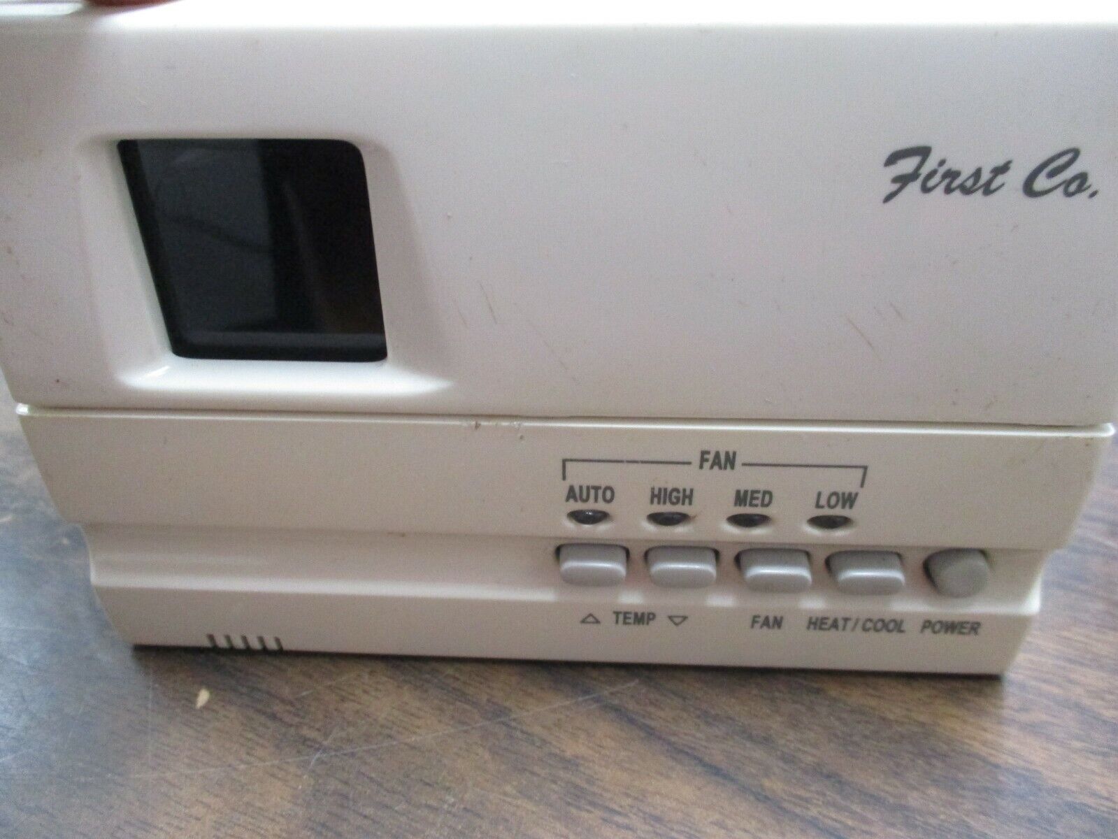 First Co. Temperature / Fan Control A800063-321 24VAC Used