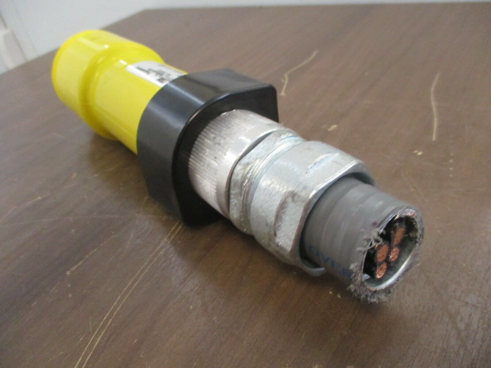 Russellstoll Connector 9C54U2/C75 50A 250VAC 4W Used