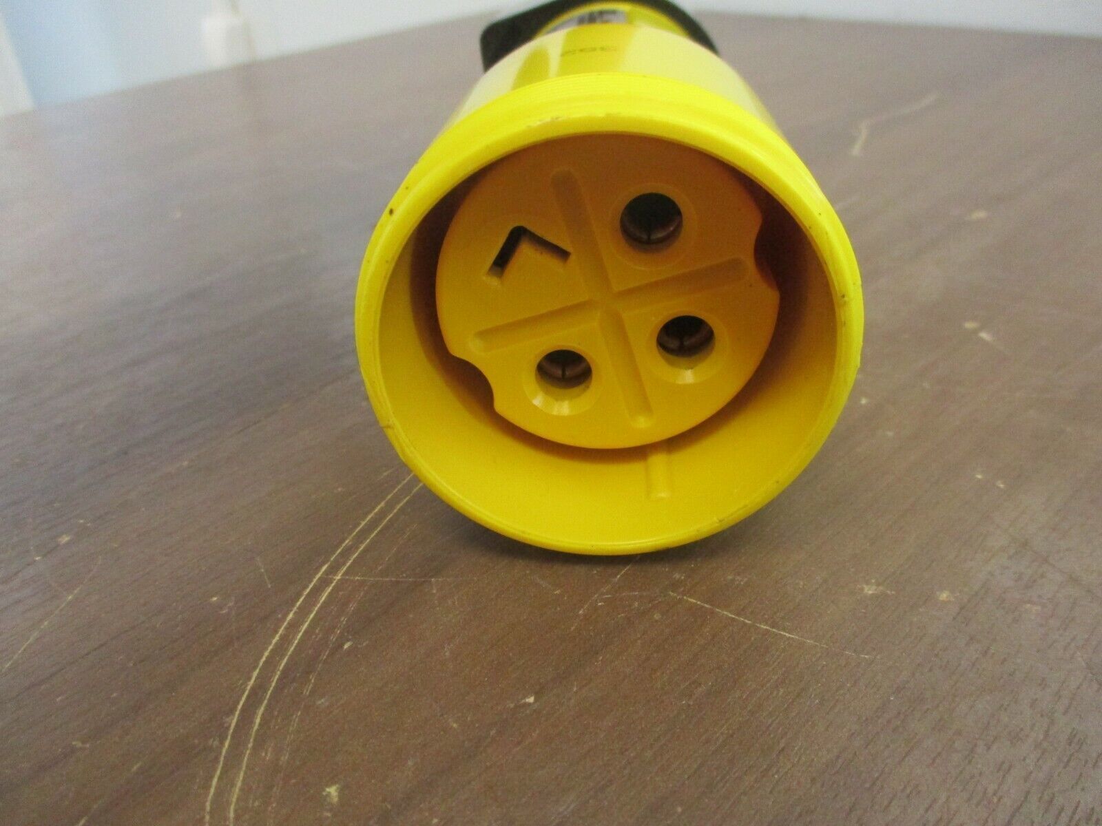 Russellstoll Connector 9C54U2/C75 50A 250VAC 4W Used