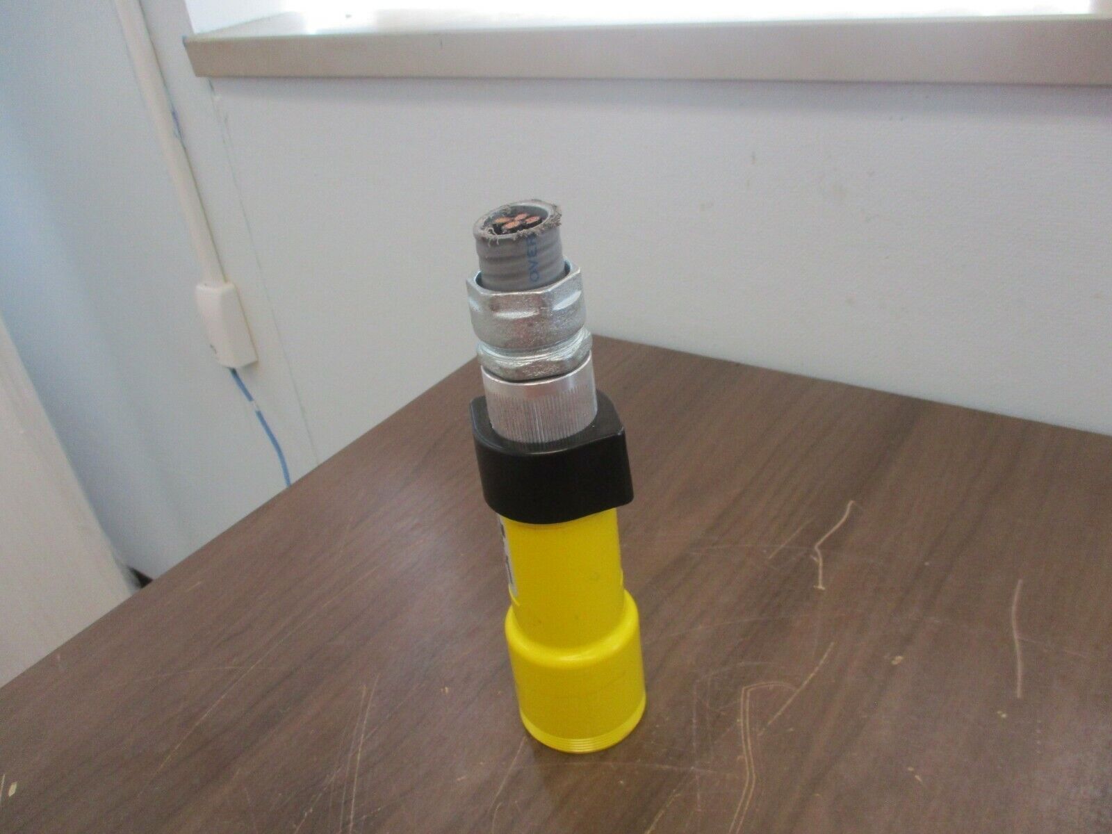 Russellstoll Connector 9C54U2/C75 50A 250VAC 4W Used