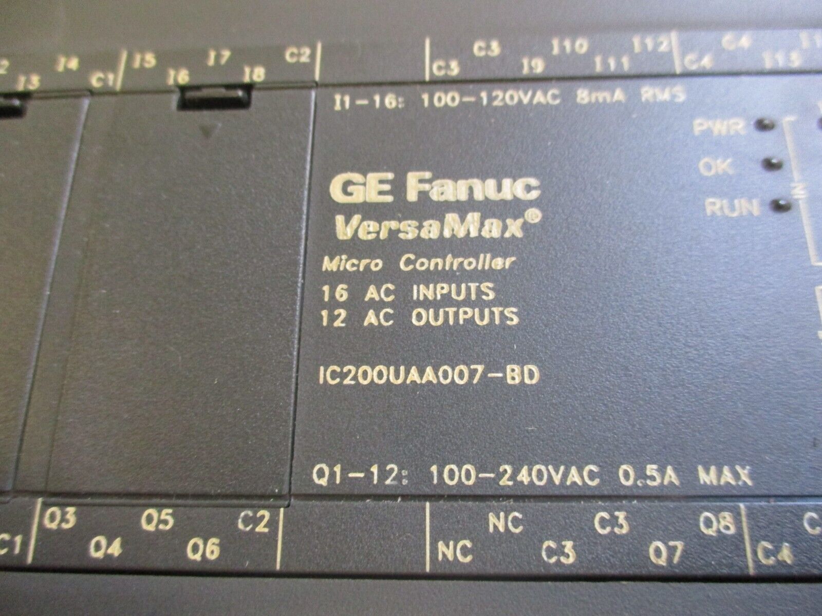 GE Fanuc VersaMax Micro Controller IC200UAA007-BD 100-240VAC 8mA RMS Used