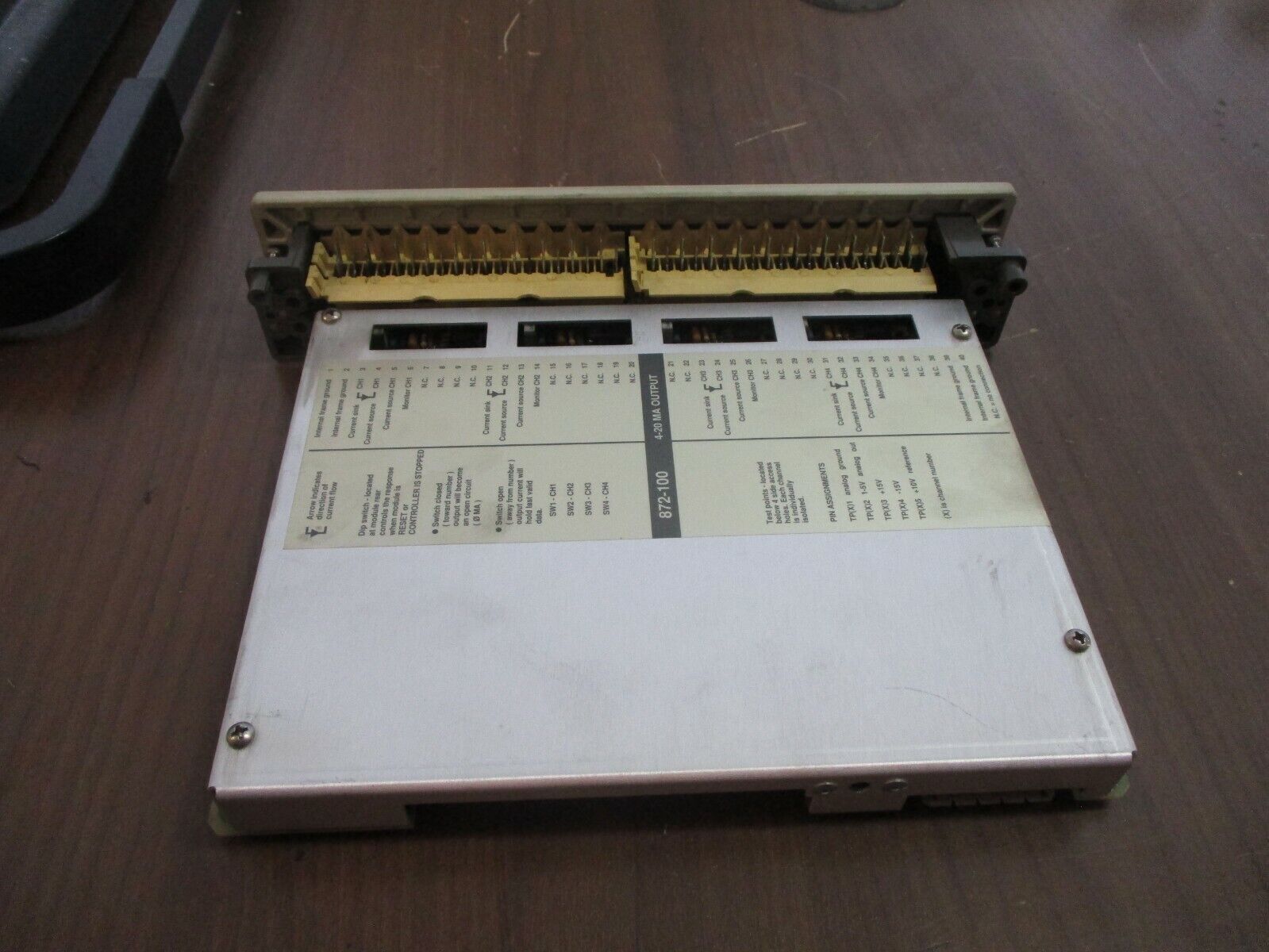 AEG Modicon Output Module AS-B872-100 Used