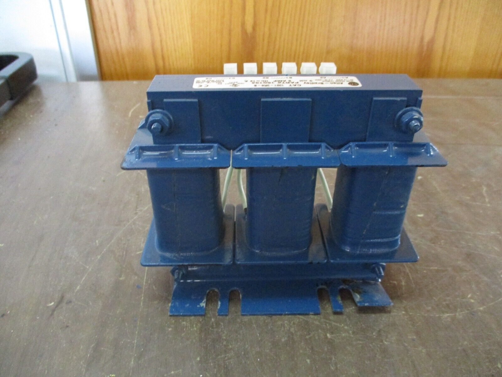 Allen-Bradley 1321-3R8-B Line Reactor 150134 3mH 8A 3Ph *Broken Foot* Used