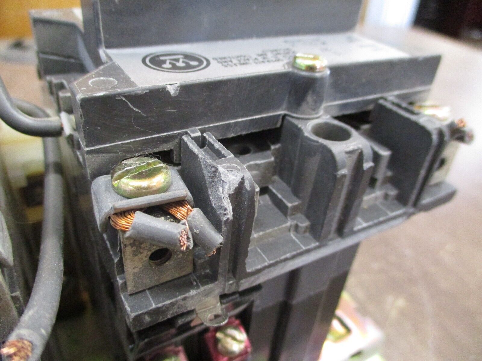 Westinghouse Size 1 Reversing Contactor A211KIBA Model B 120V Coil 27A 115-230V