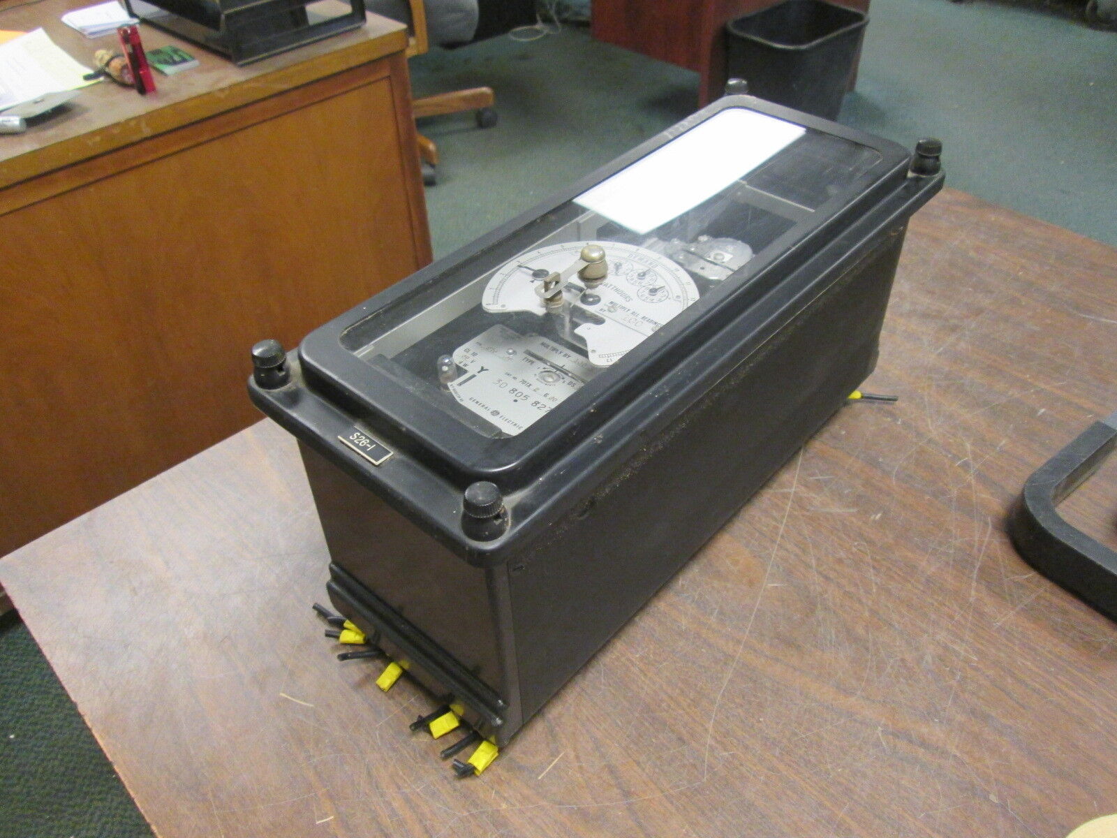 GE Type DSM-64 Kilowatthour Meter 701X2G20 CTR 1200:5 69V 4W Used